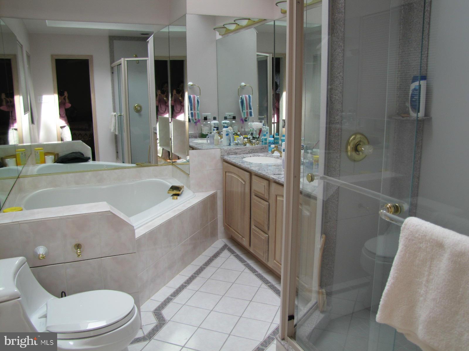 LAKE BARCROFT - Residential Lease