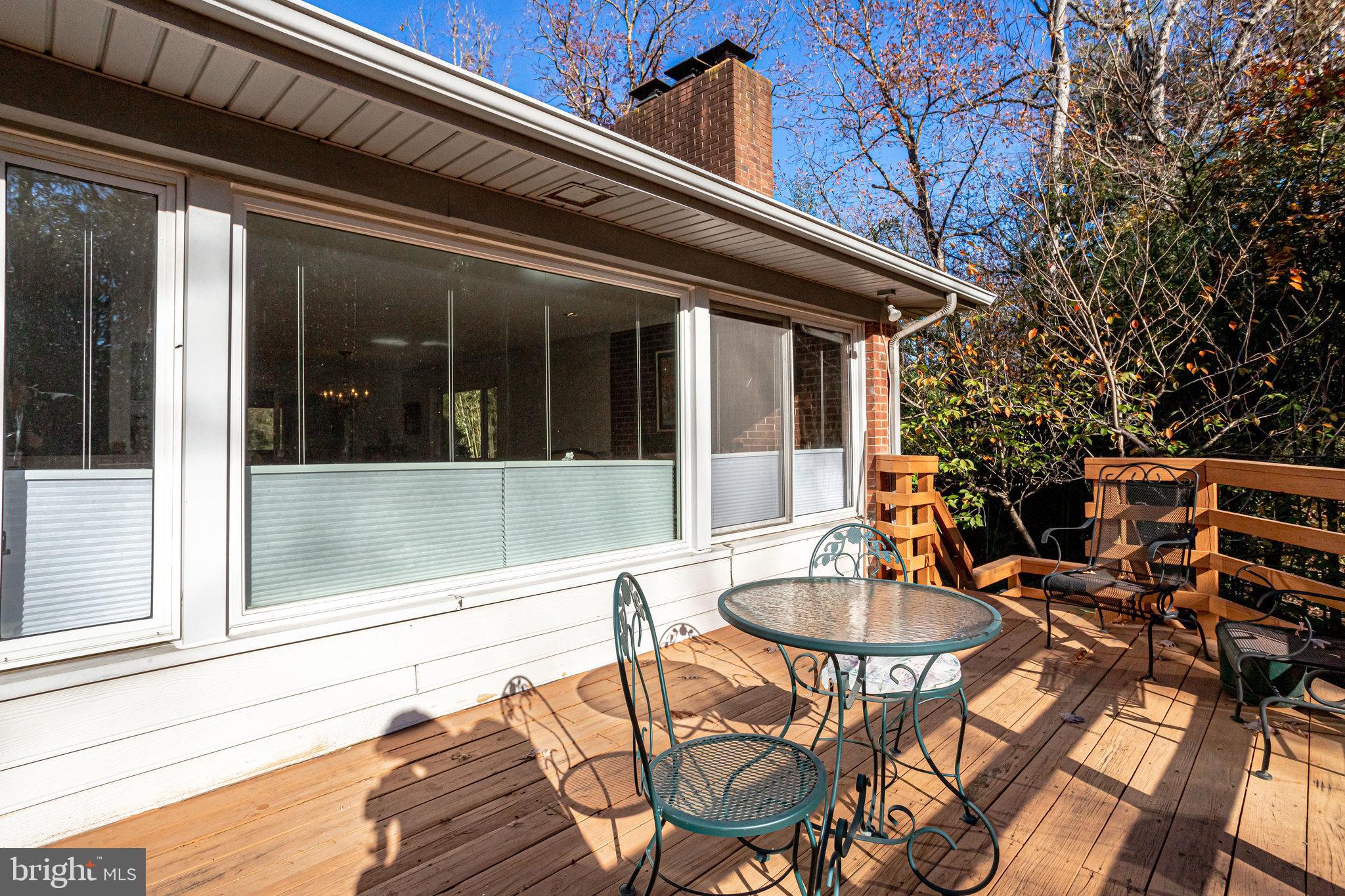 LAKE BARCROFT - Residential Lease