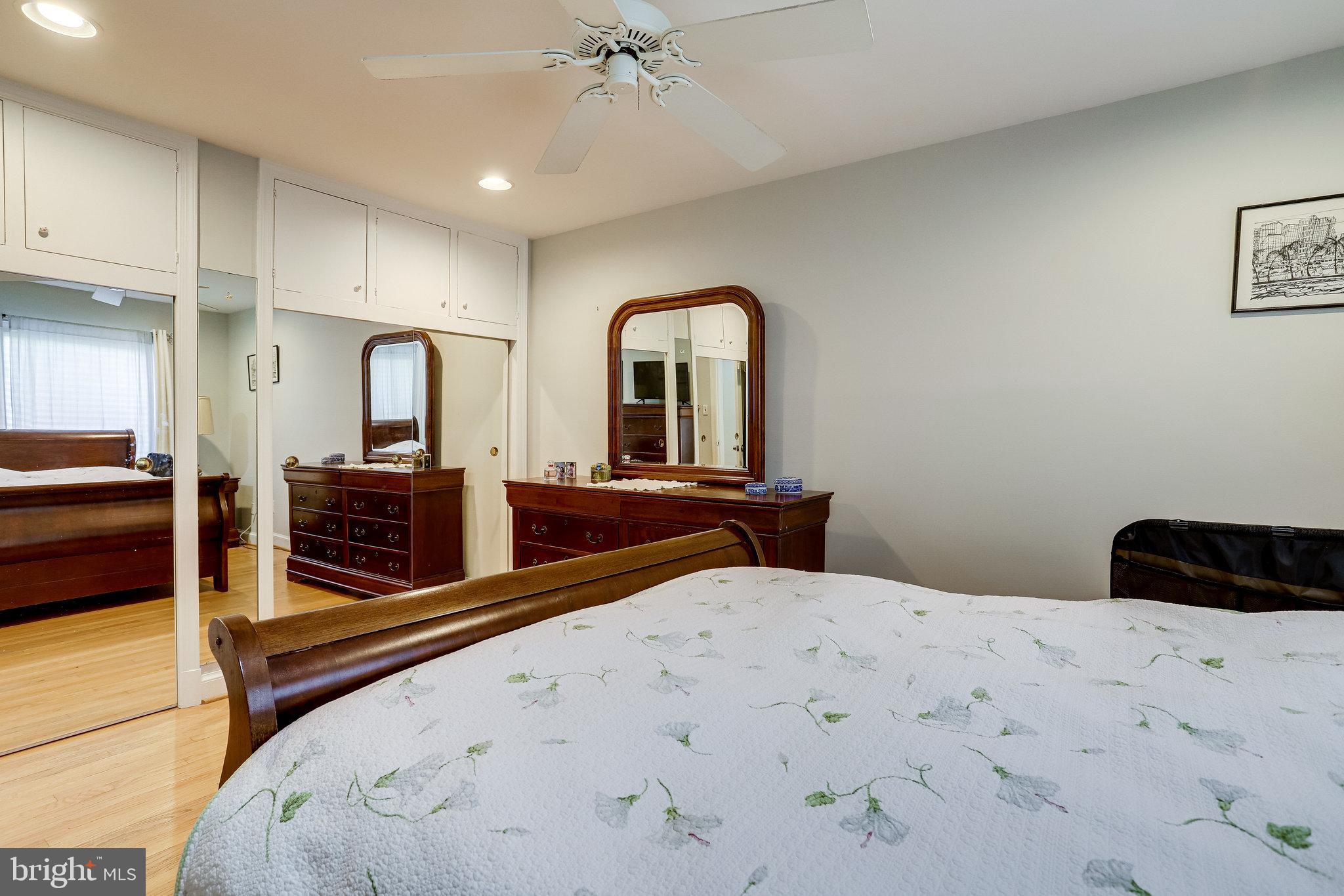 LAKE BARCROFT - Residential Lease