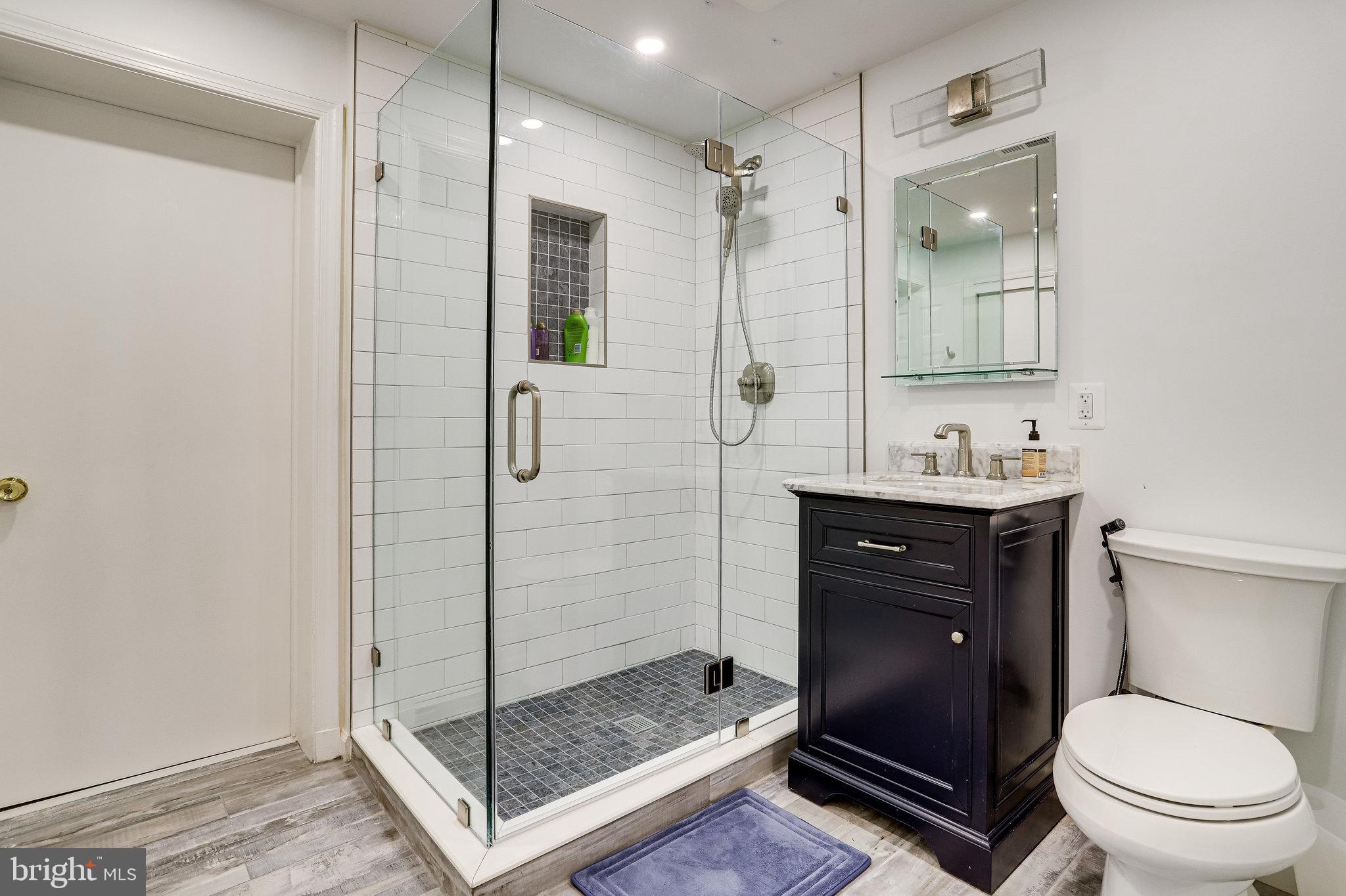 LAKE BARCROFT - Residential Lease