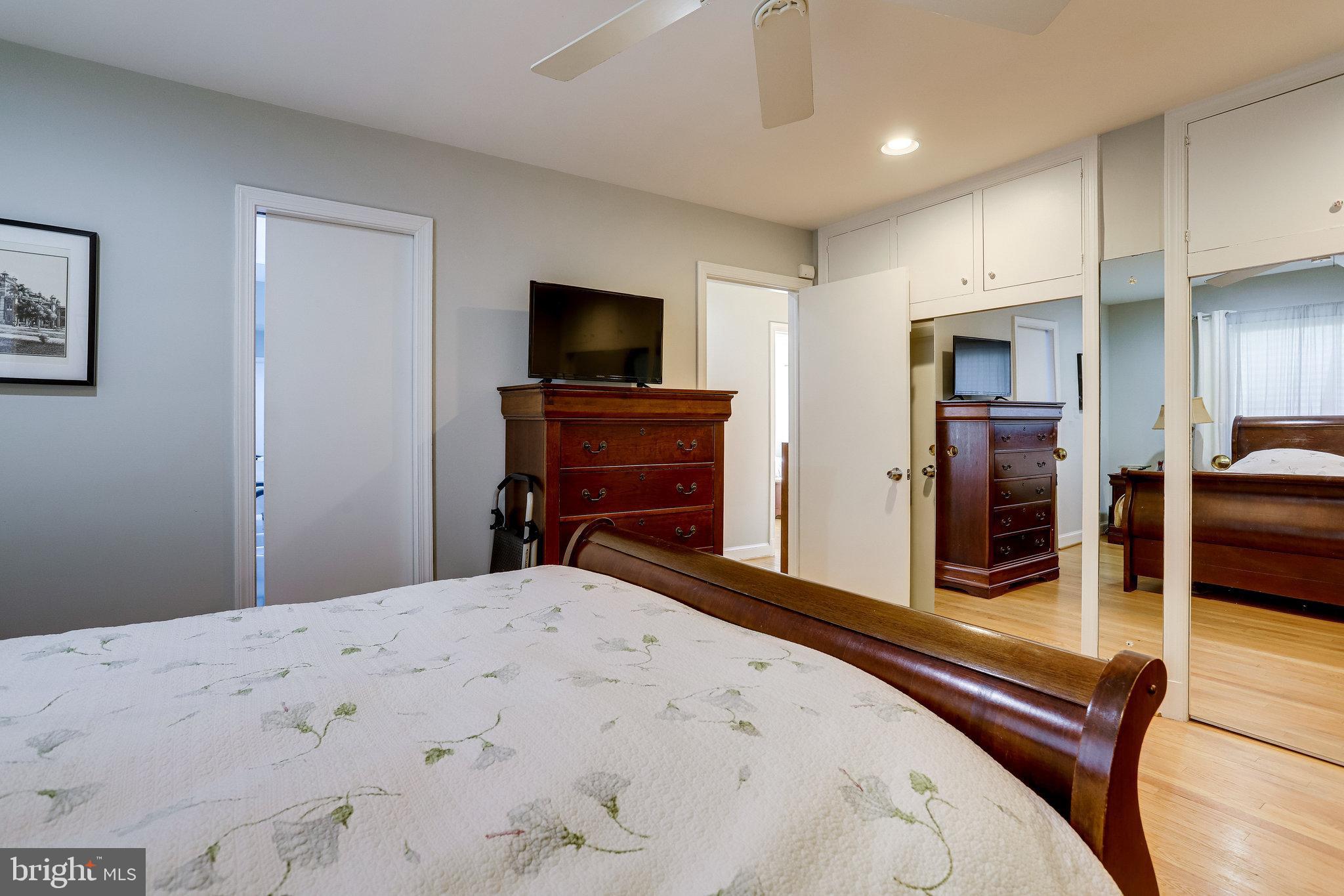 LAKE BARCROFT - Residential Lease