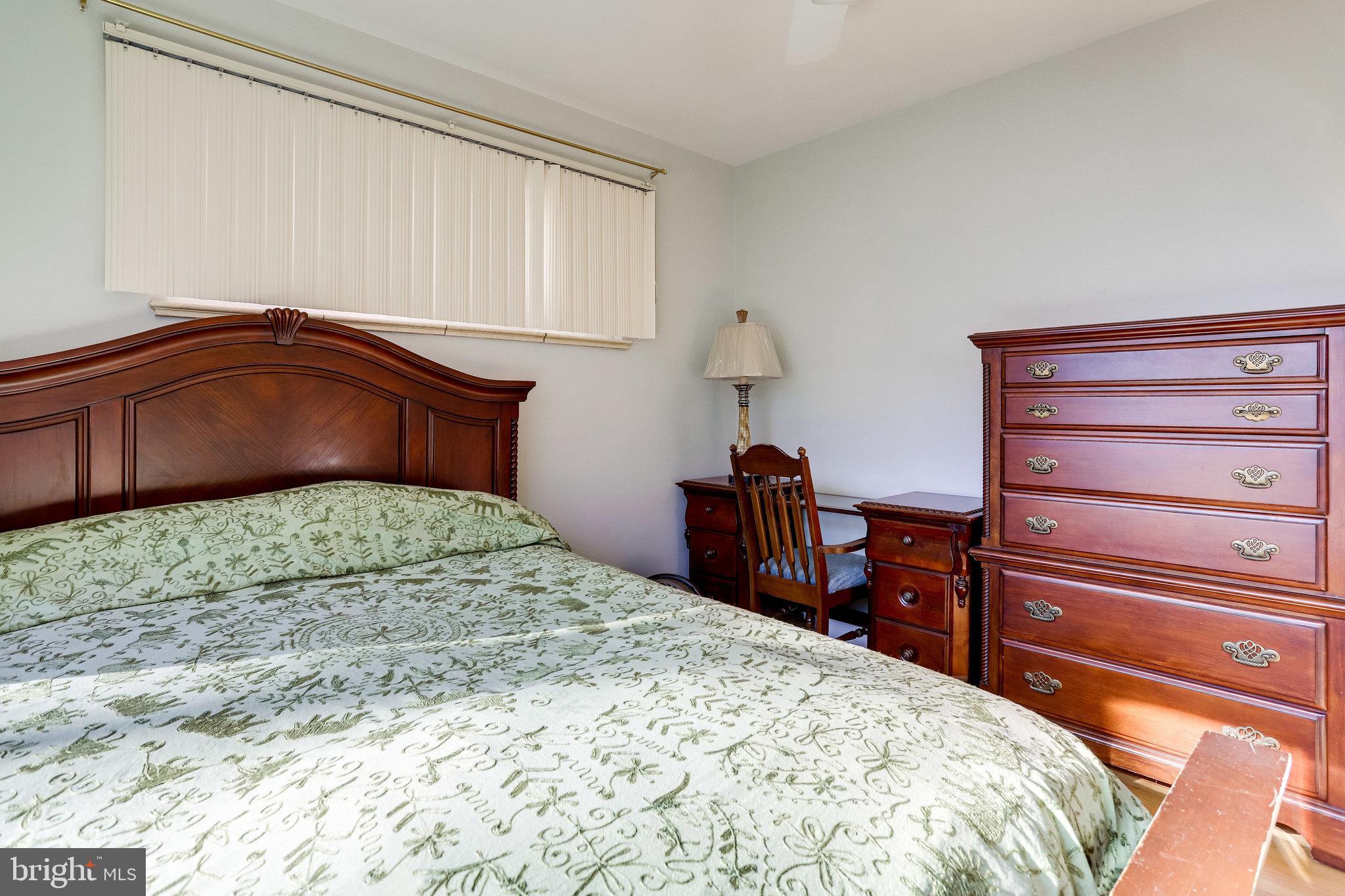 LAKE BARCROFT - Residential Lease