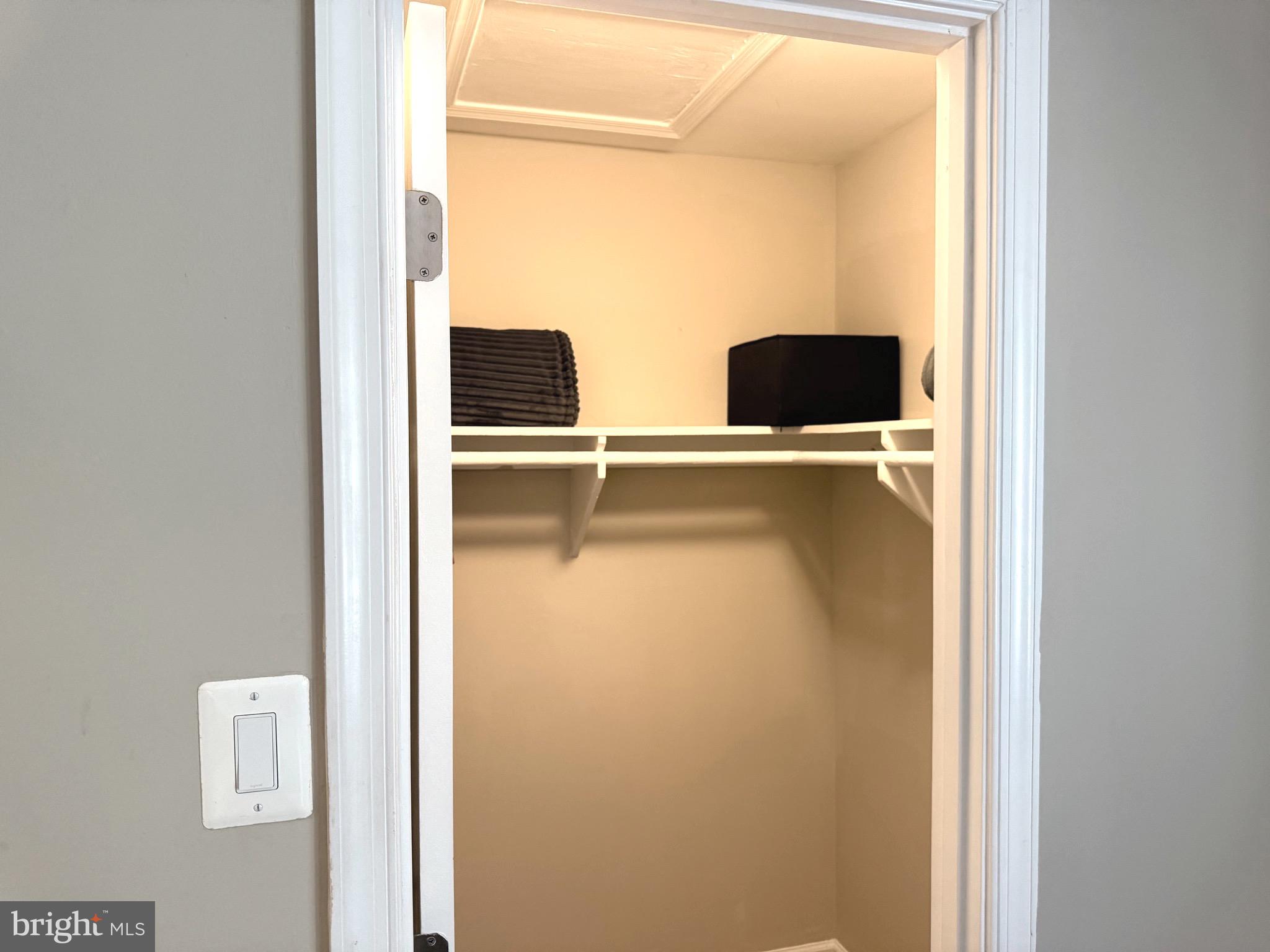 DARNESTOWN OUTSIDE - Residential