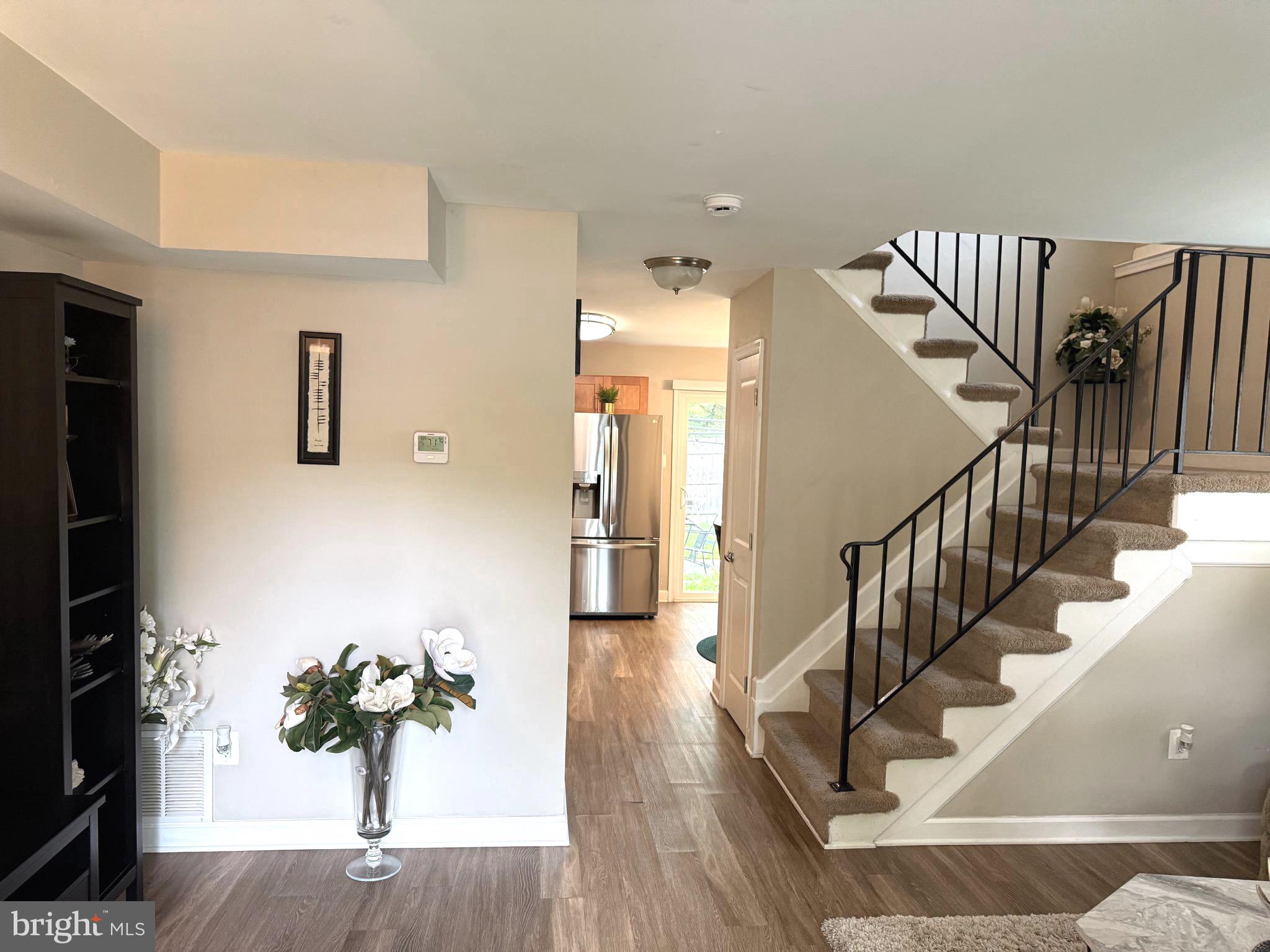 DARNESTOWN OUTSIDE - Residential