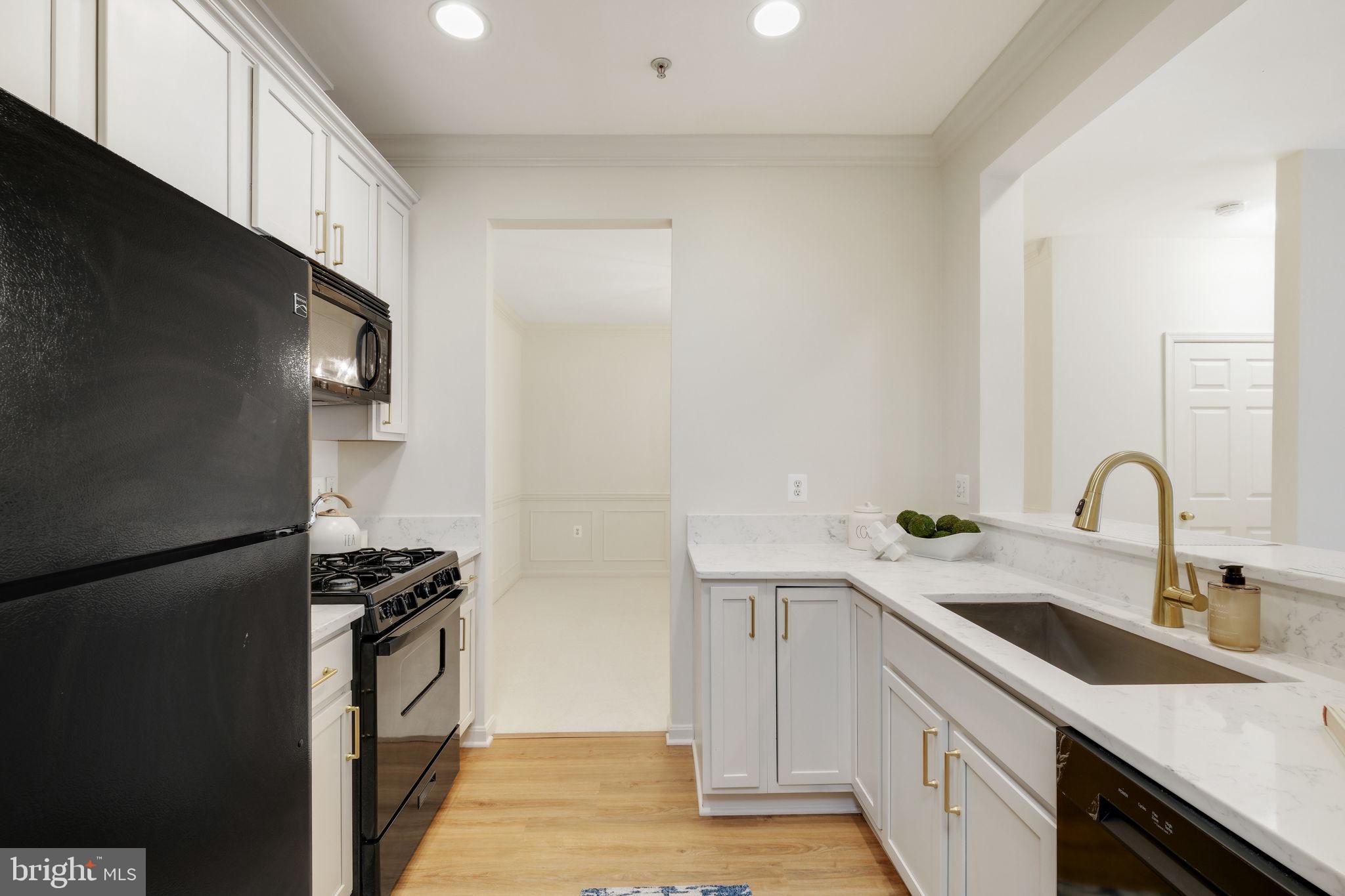 150 CHEVY CHASE STREET 102