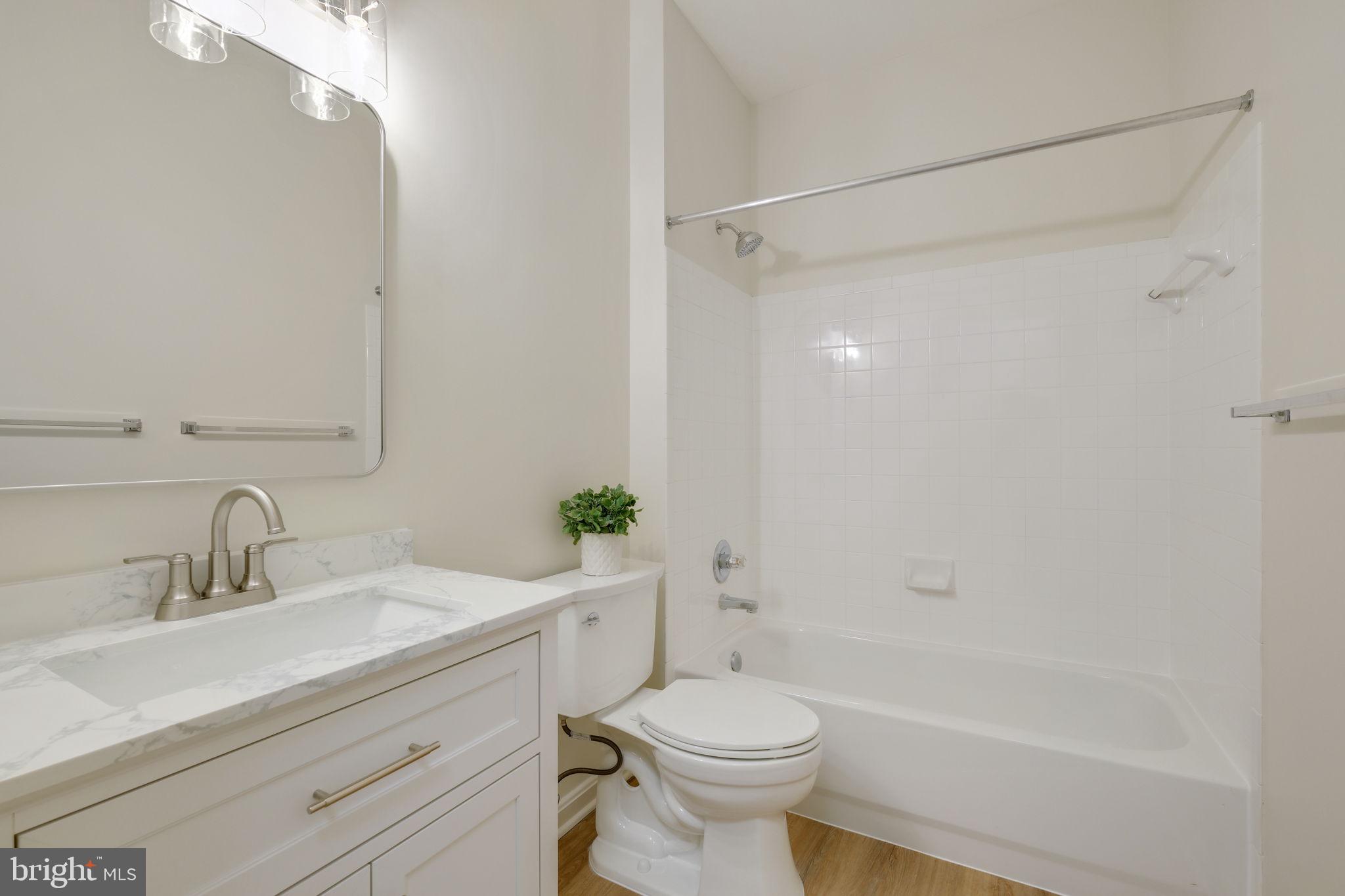 KENTLANDS - Residential