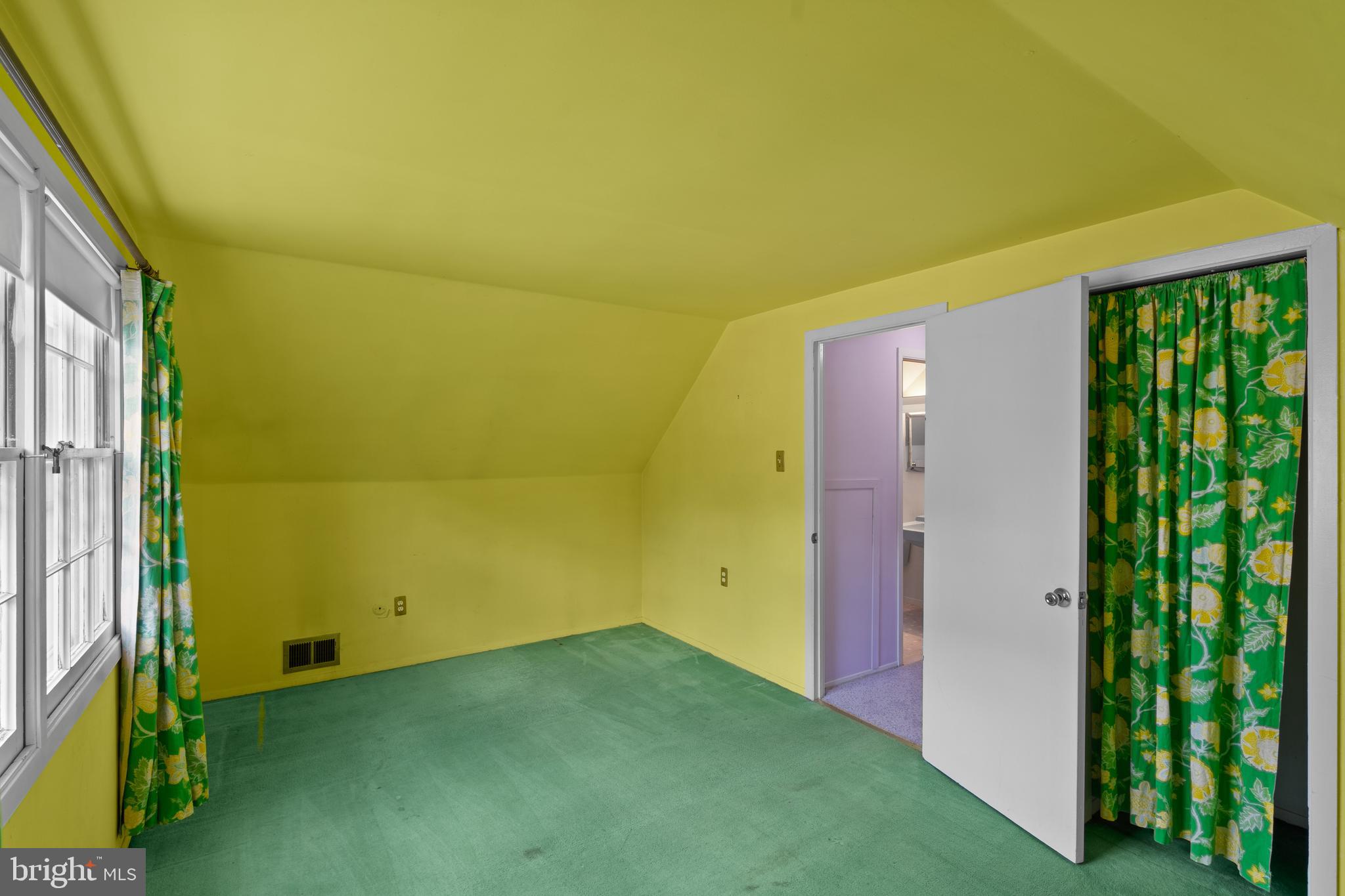 WHITEHALL AT BELAIR - Residential