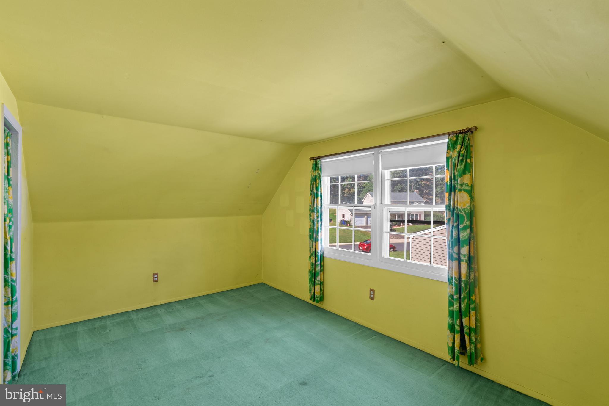 WHITEHALL AT BELAIR - Residential