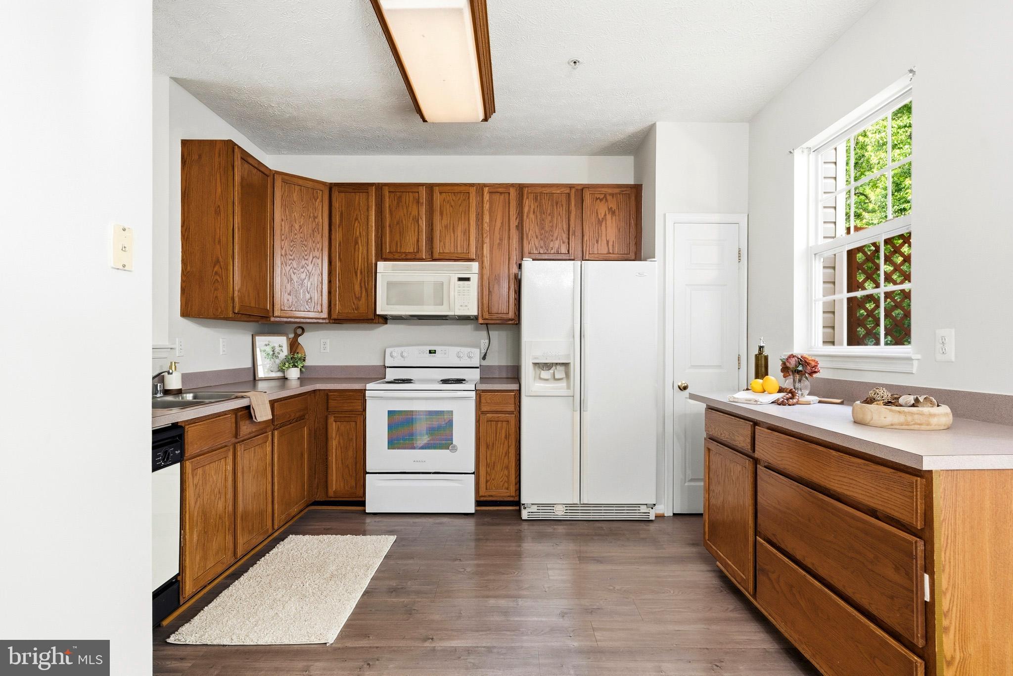 BAYVIEW HILLS - Residential