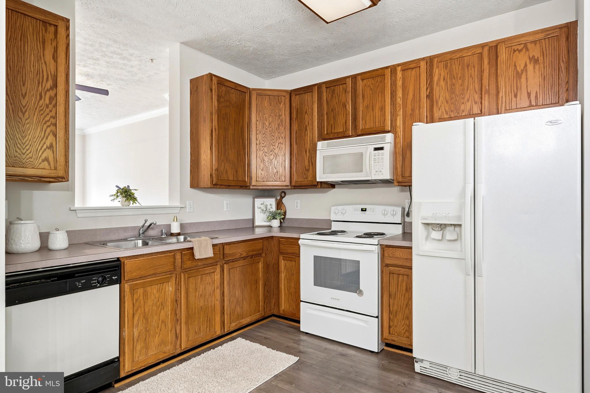 BAYVIEW HILLS - Residential
