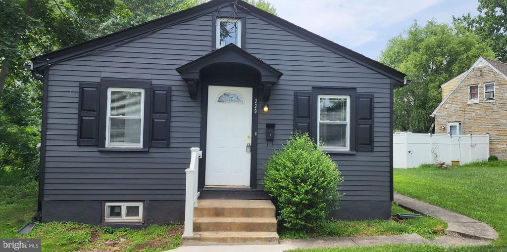 Photo of 229 Berks Street, POTTSTOWN, PA 19464 (MLS # PAMC2165252)