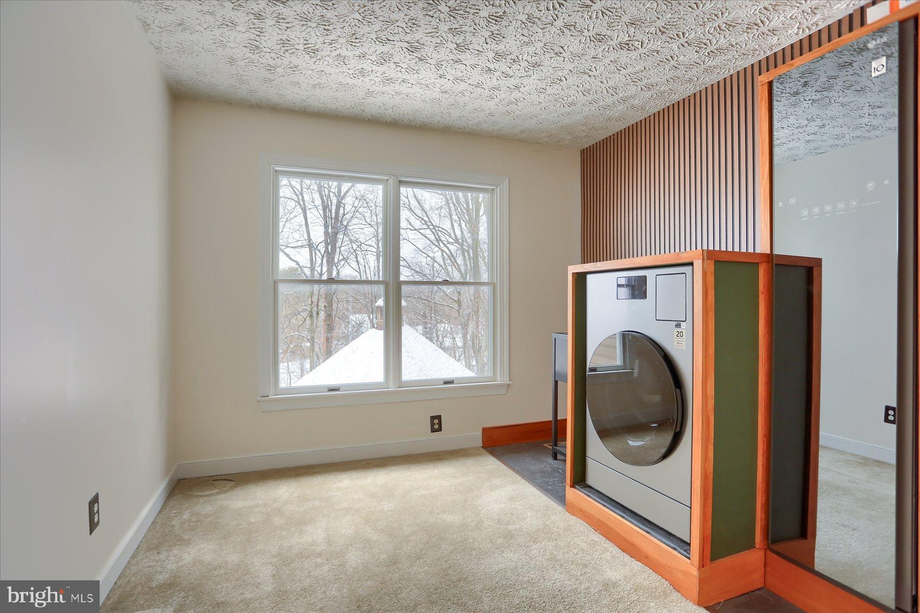 DURHAM MANOR - Residential