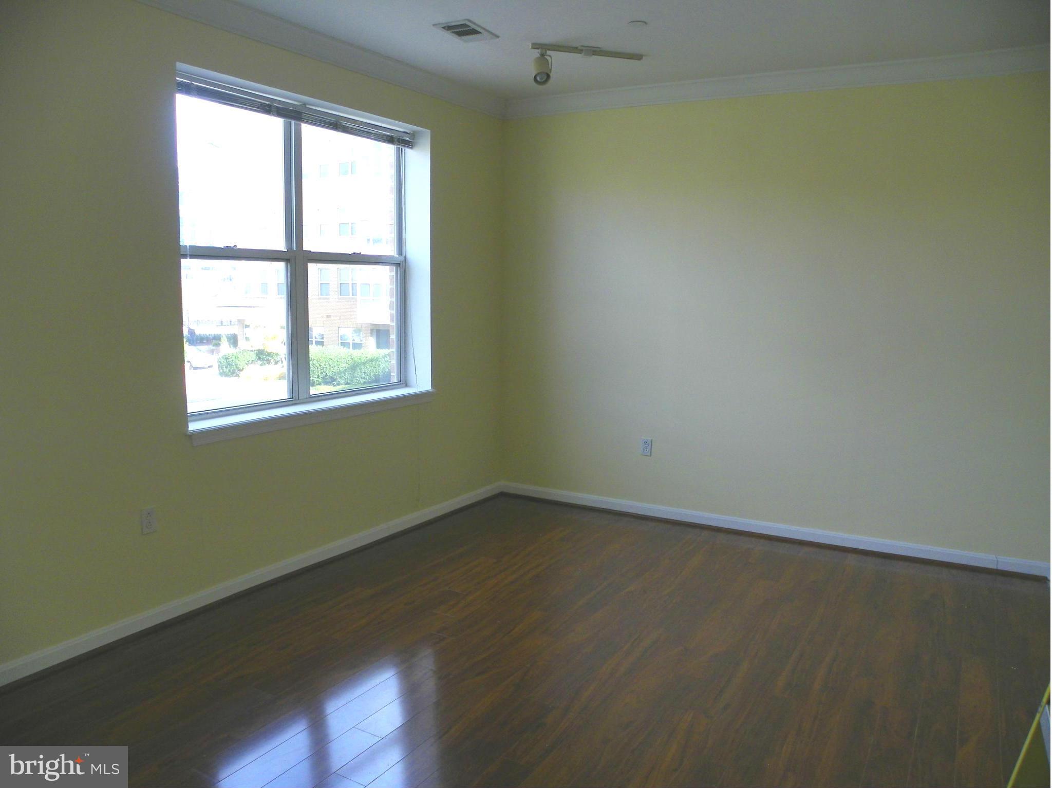 HARBORVIEW - Residential Lease