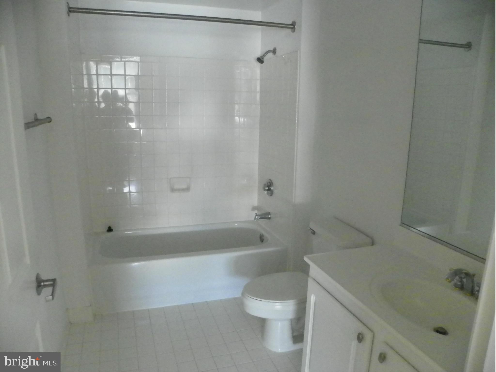 HARBORVIEW - Residential Lease