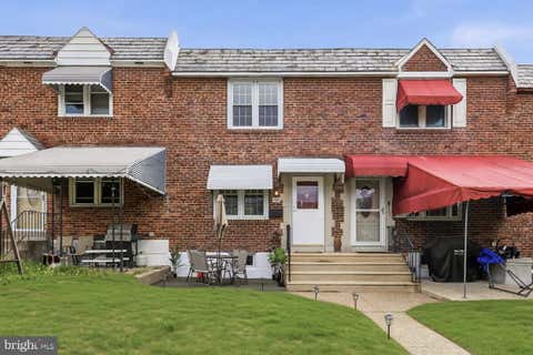Townhouse For Sale - 605 Crescent Drive<br/> GLENOLDEN, PA 19036