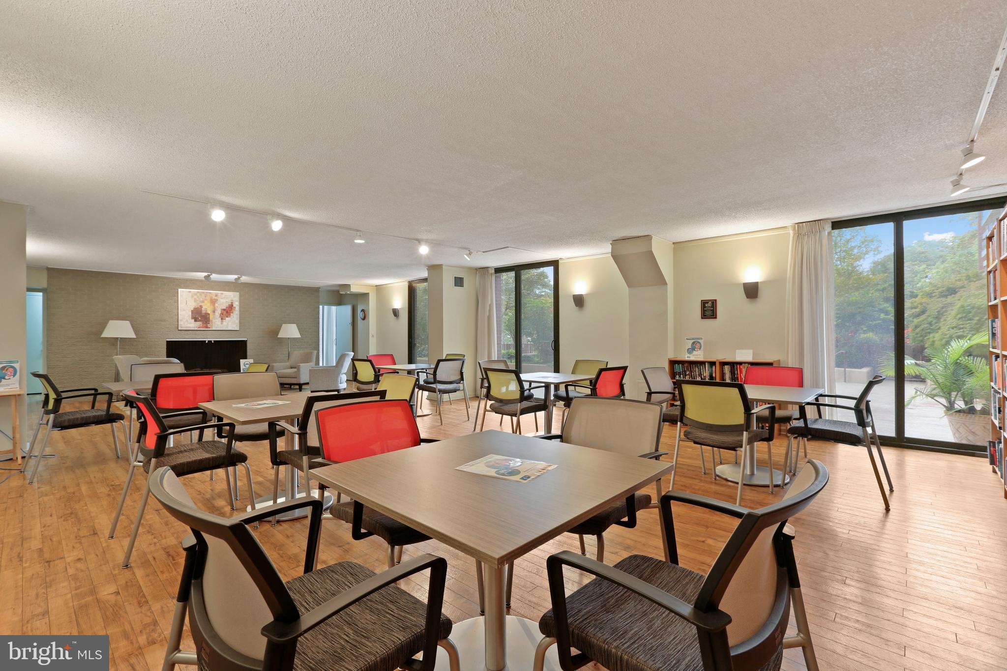 WINTHROP HOUSE - Residential