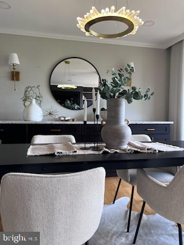 WINTHROP HOUSE - Residential