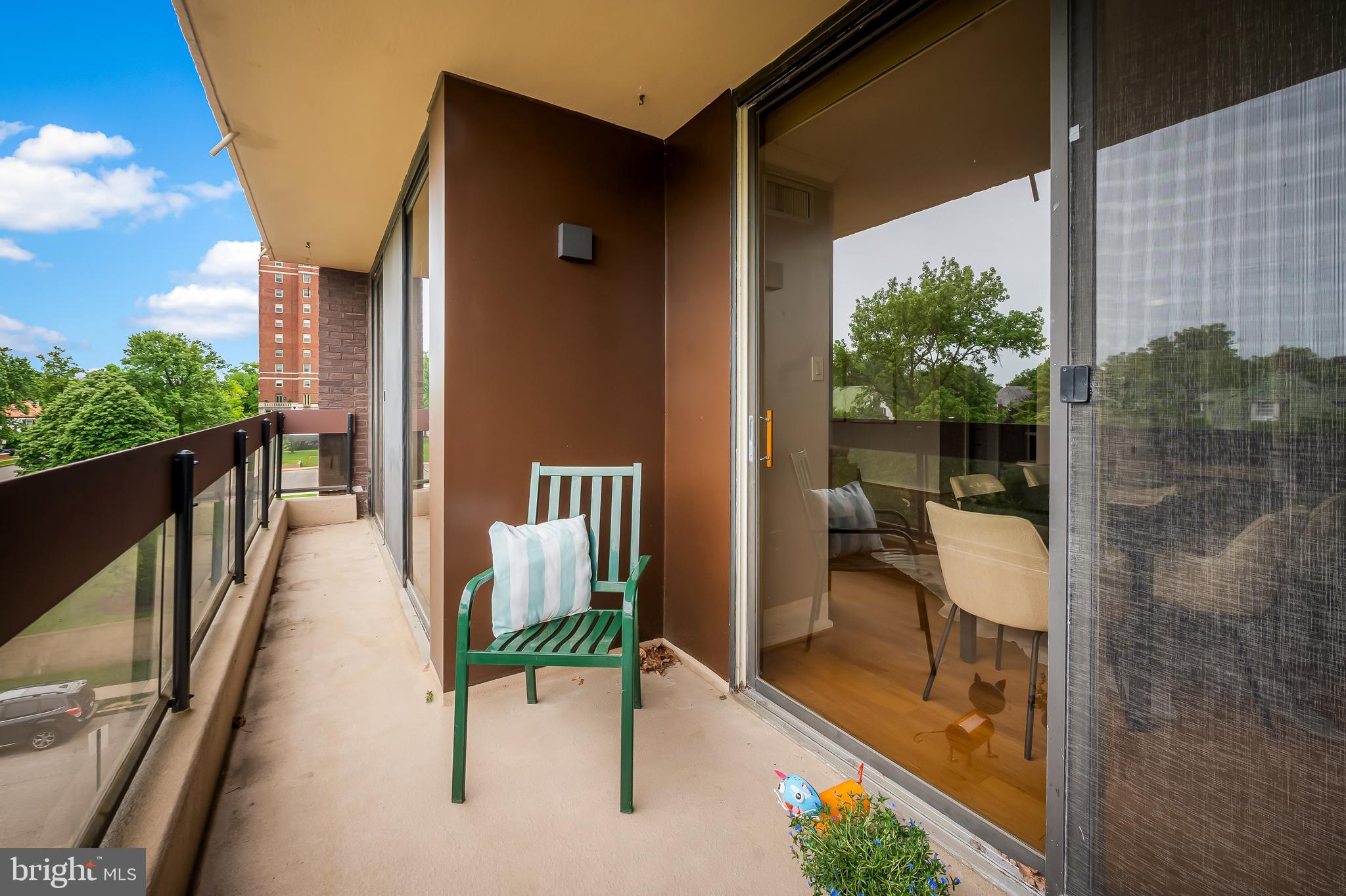 WINTHROP HOUSE - Residential