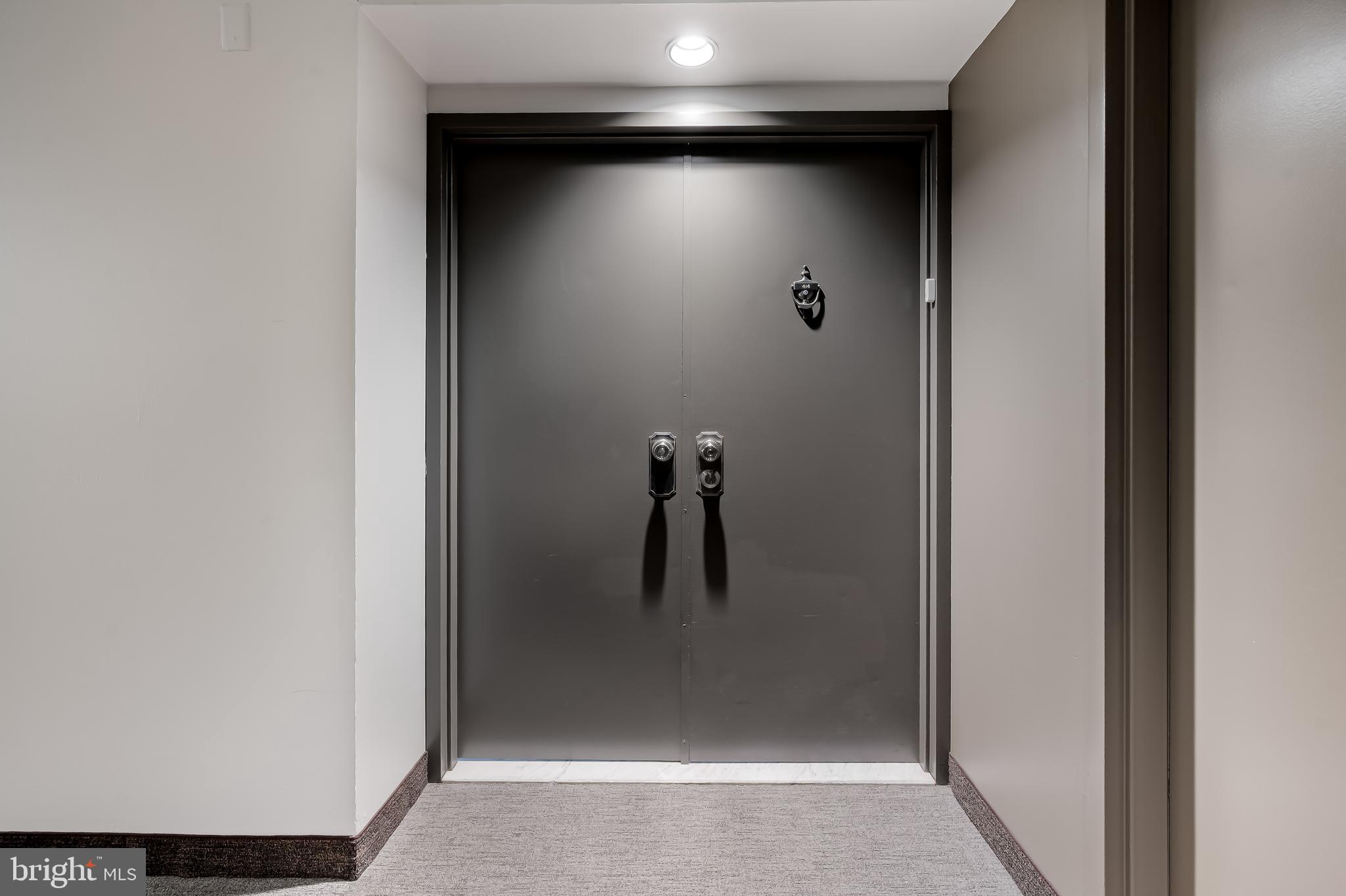 WINTHROP HOUSE - Residential