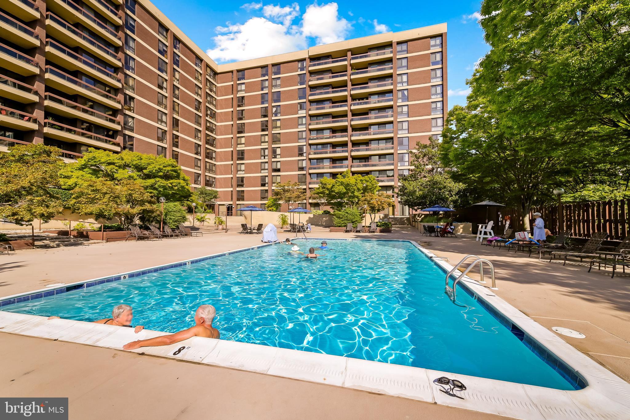WINTHROP HOUSE - Residential