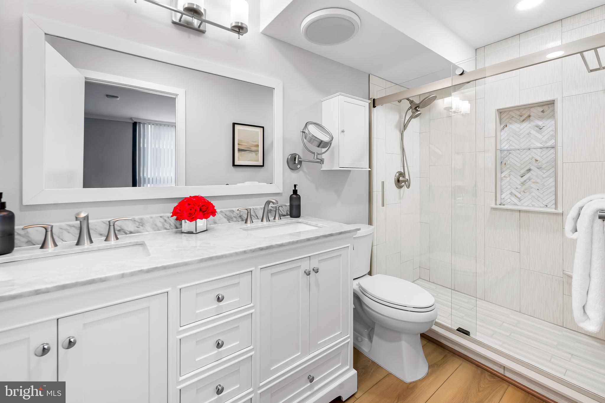 WINTHROP HOUSE - Residential