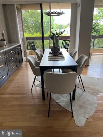 WINTHROP HOUSE - Residential