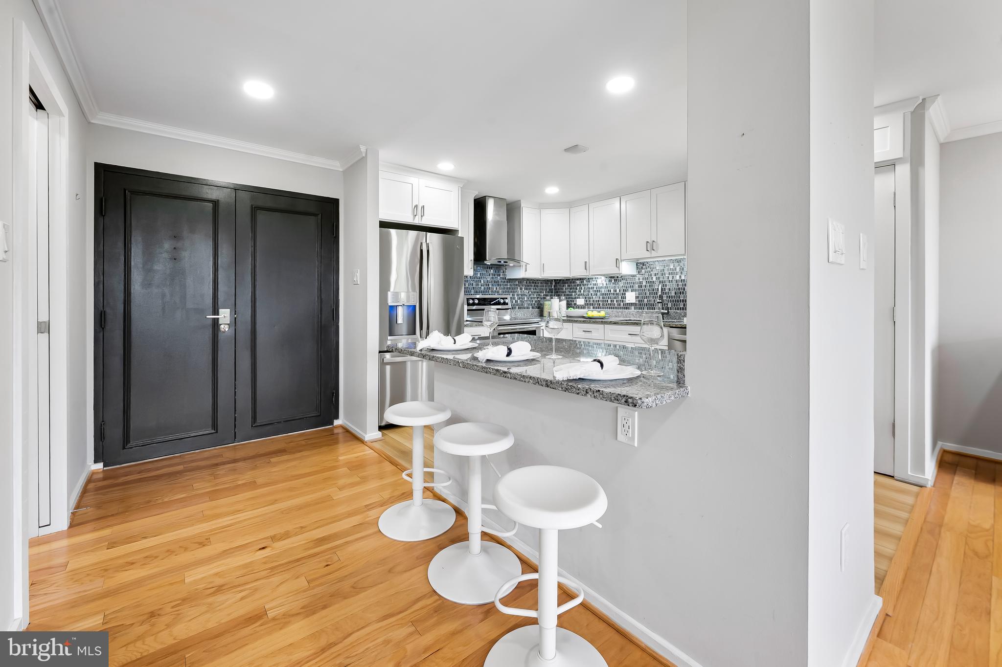 WINTHROP HOUSE - Residential