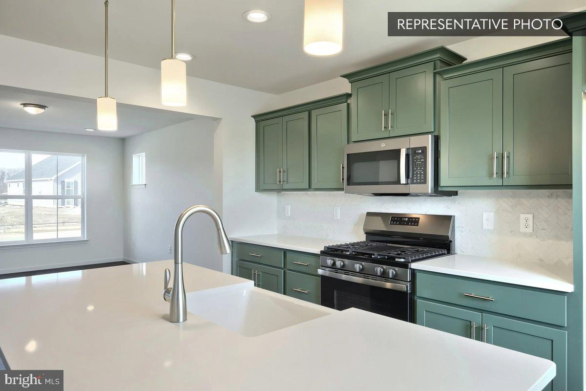 HILLS AT VALLEY VIEW - Residential