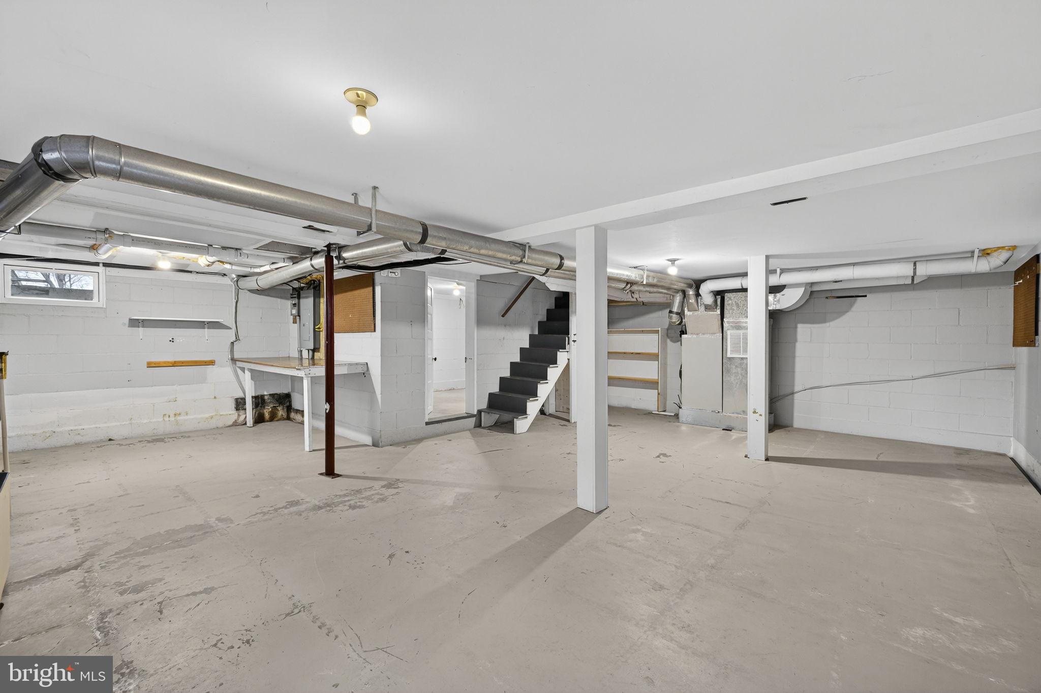 BACK CREEK - Residential Lease