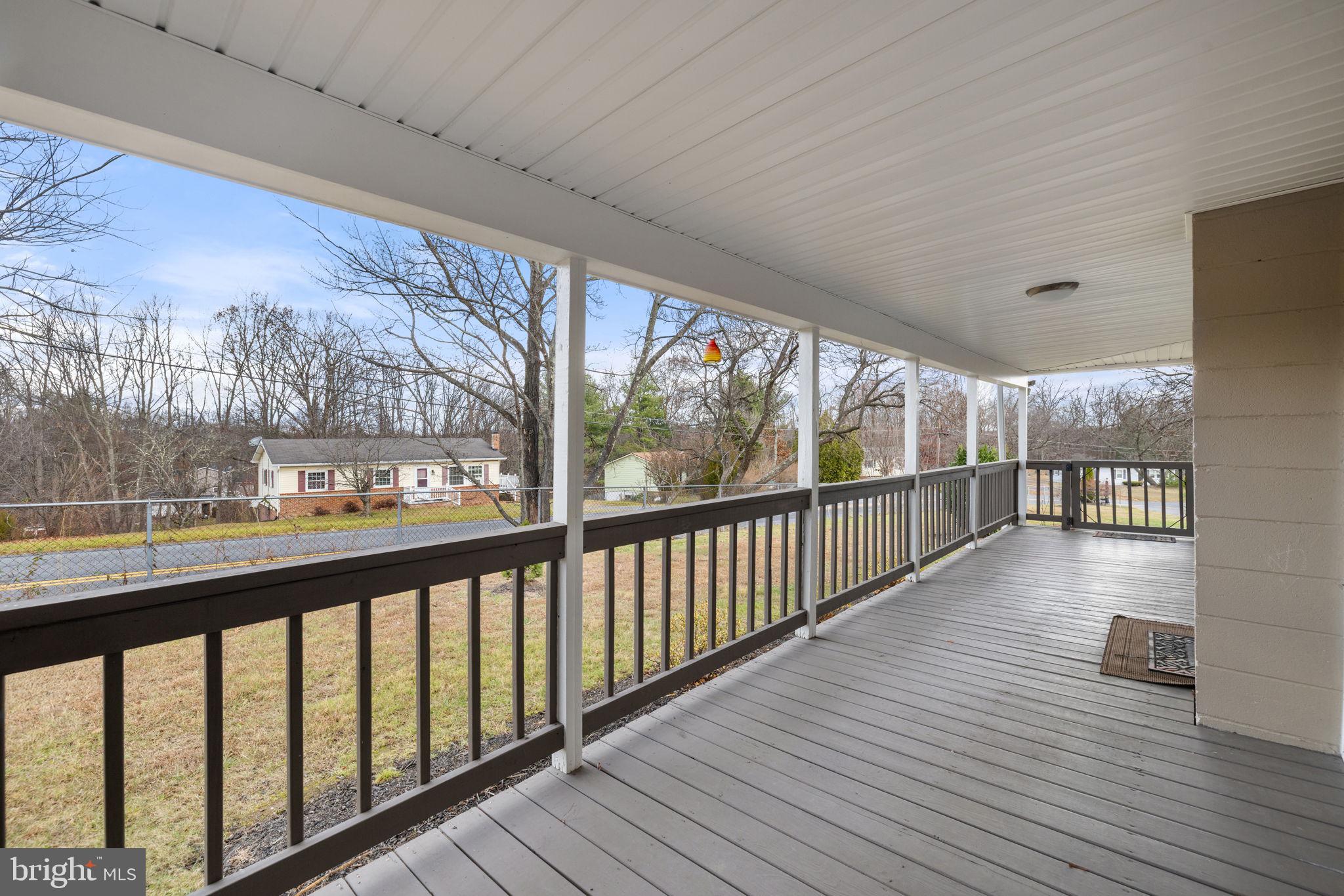 BACK CREEK - Residential Lease