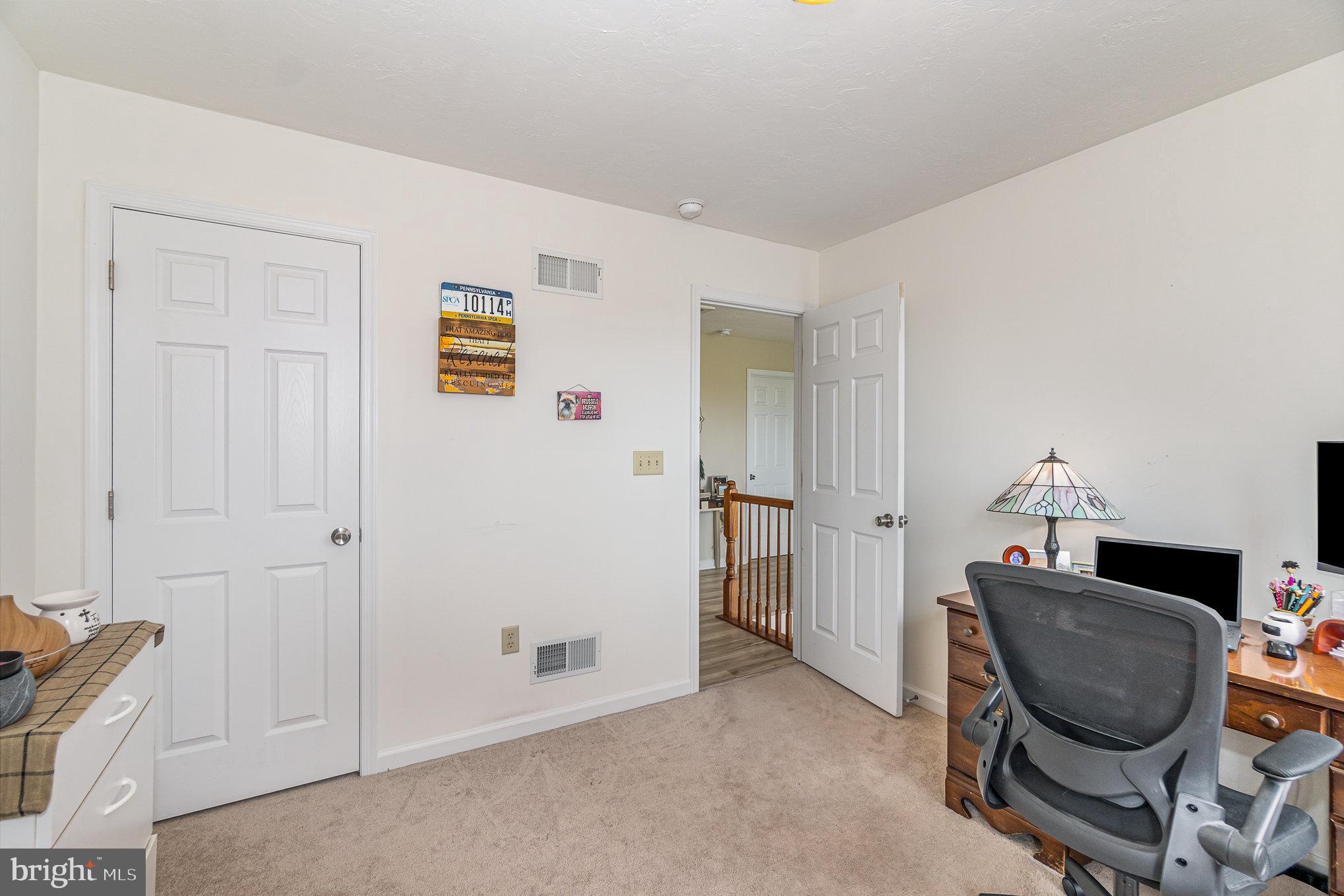 HICKORY RIDGE - Residential