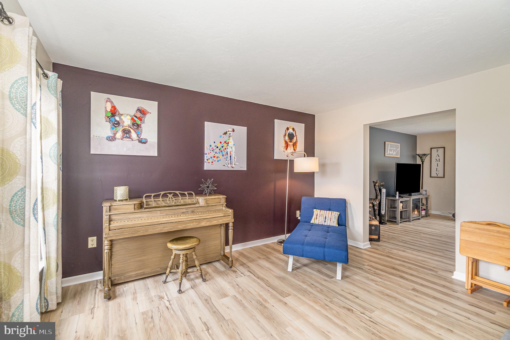 HICKORY RIDGE - Residential