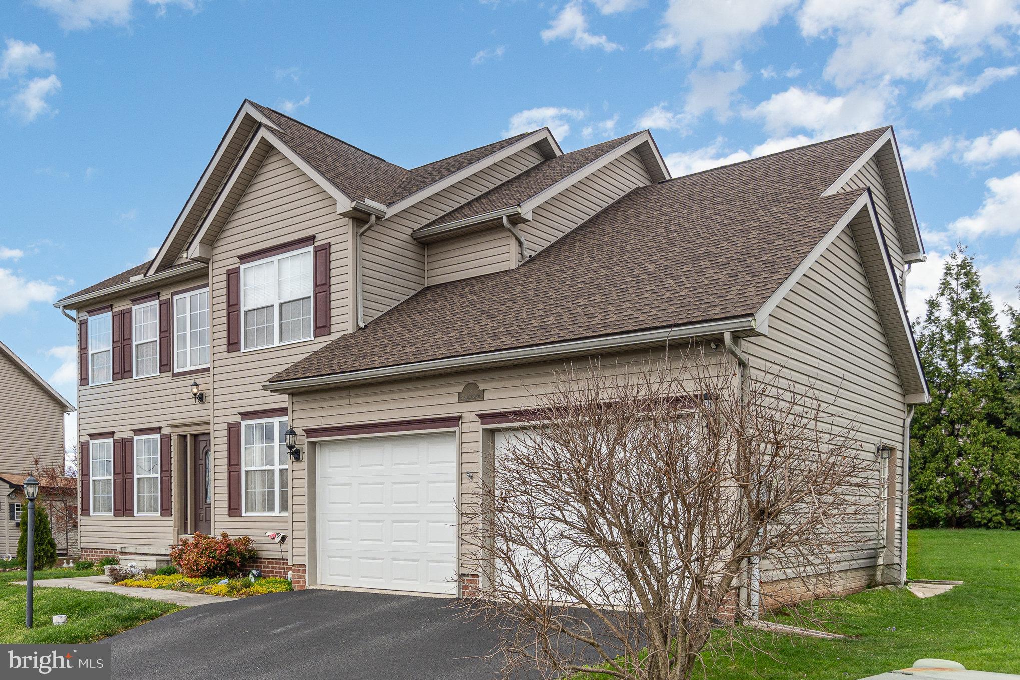 HICKORY RIDGE - Residential