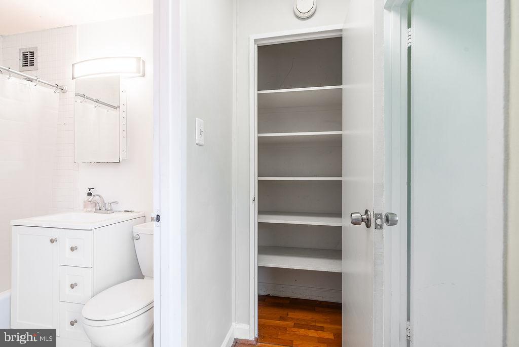 ROSSLYN - Residential