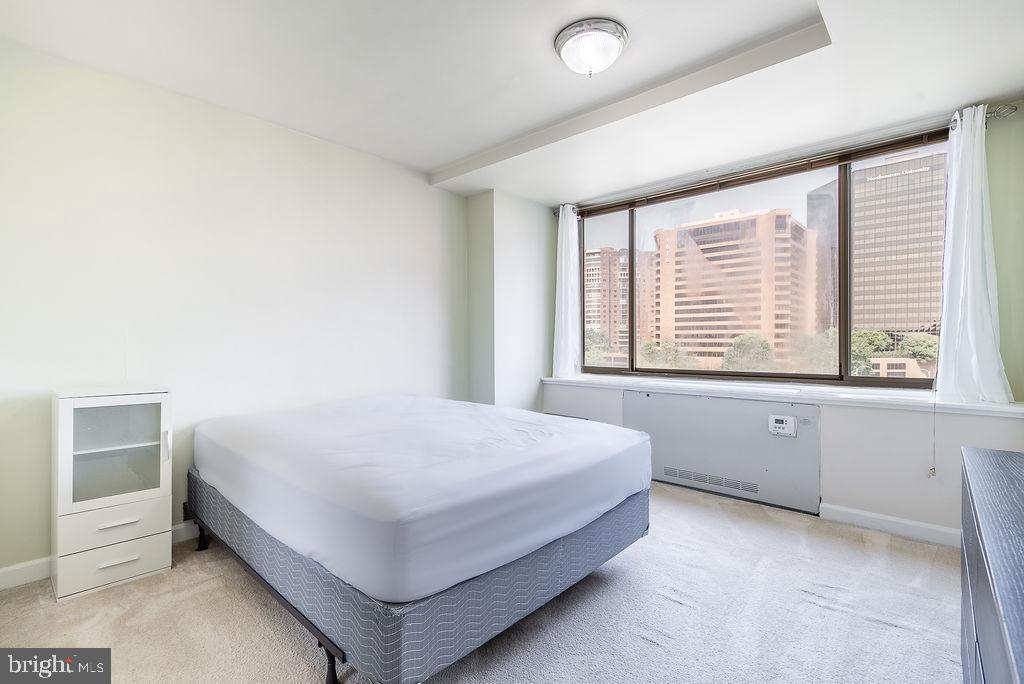 ROSSLYN - Residential