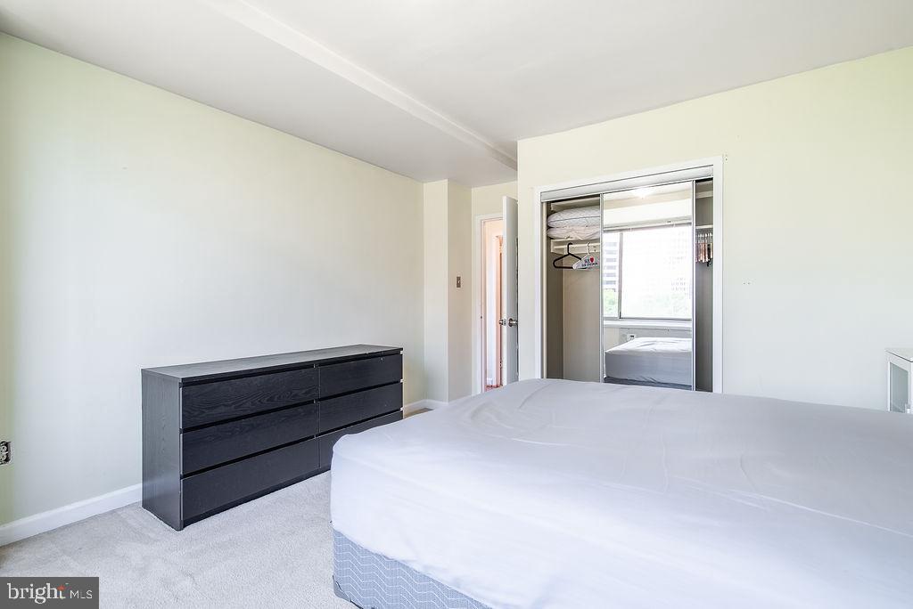 ROSSLYN - Residential