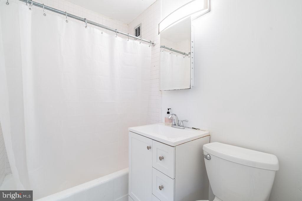 ROSSLYN - Residential