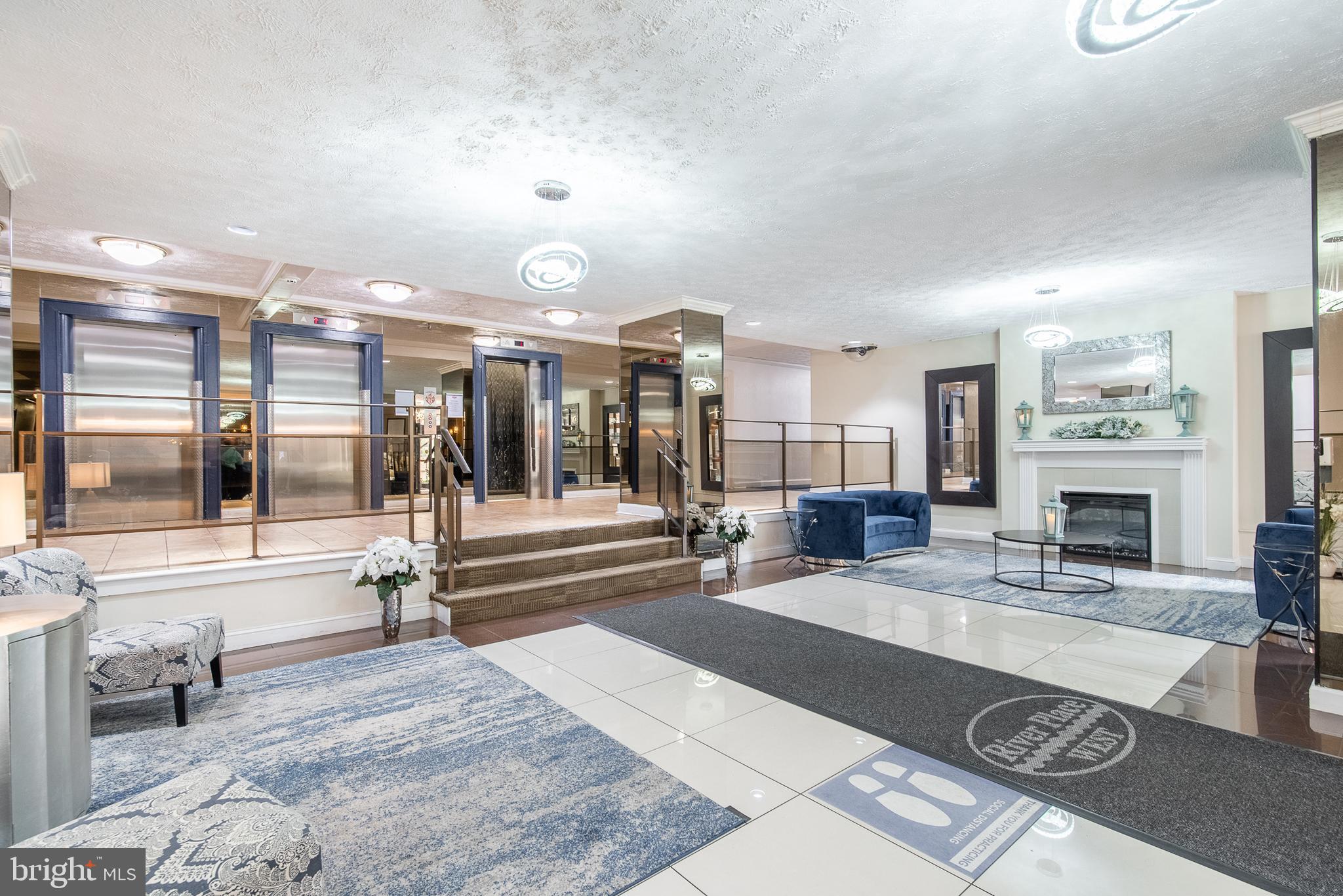 ROSSLYN - Residential