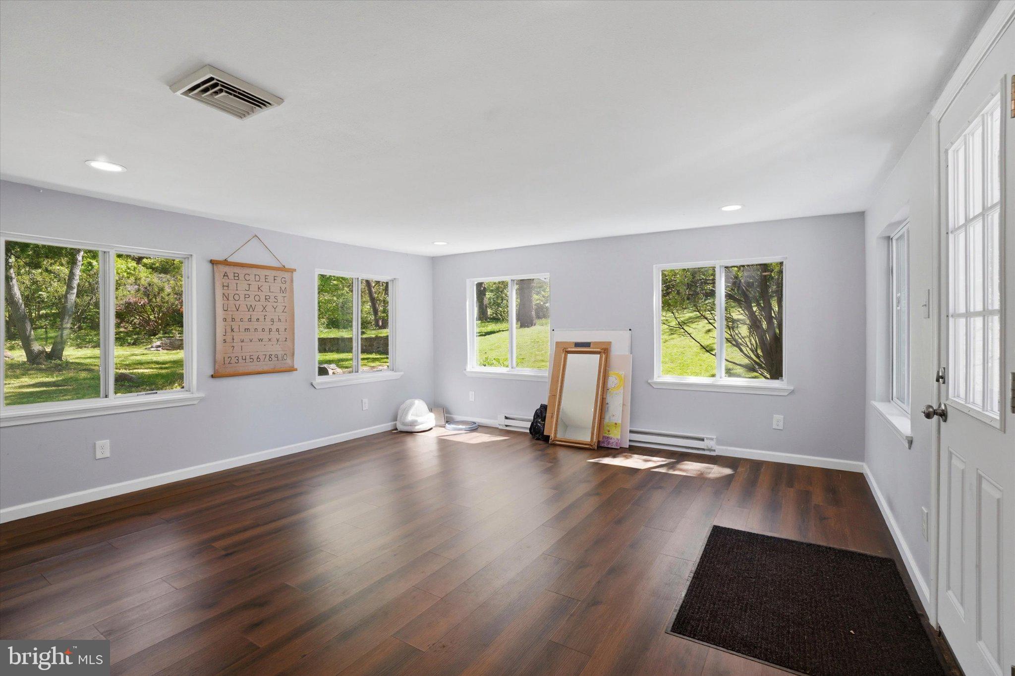 120 FARM ROAD