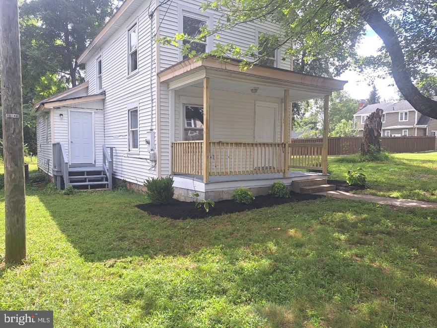 Charming and updated 3-bedroom, 2-bath home originally built in 1910 and fully renovated in 2017. This two-story home has historic character with modern updates, featuring hardwood flooring in the front living room, luxury vinyl plank in the kitchen, and stainless steel appliances paired with granite countertops. The layout includes a convenient jack-and-jill bathroom connecting two upstairs bedrooms. Washer and dryer are included. Enjoy the covered front porch and spacious yard with mature trees. Located on a quiet street with a mix of established homes and new development nearby—this one offers both value and potential.