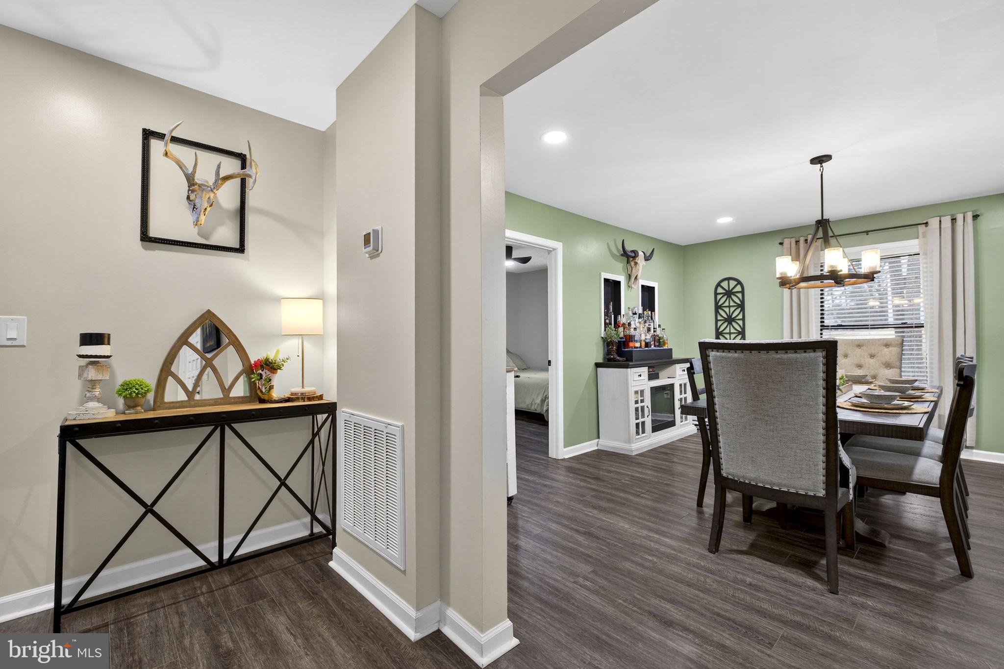 LONE OAK - Residential