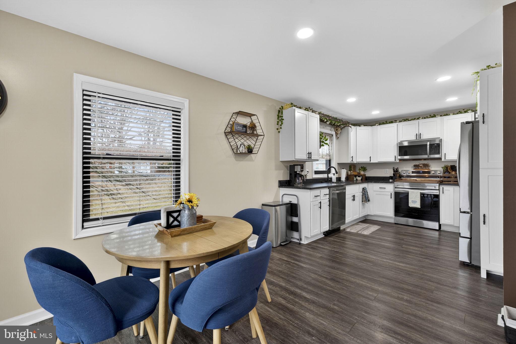 LONE OAK - Residential