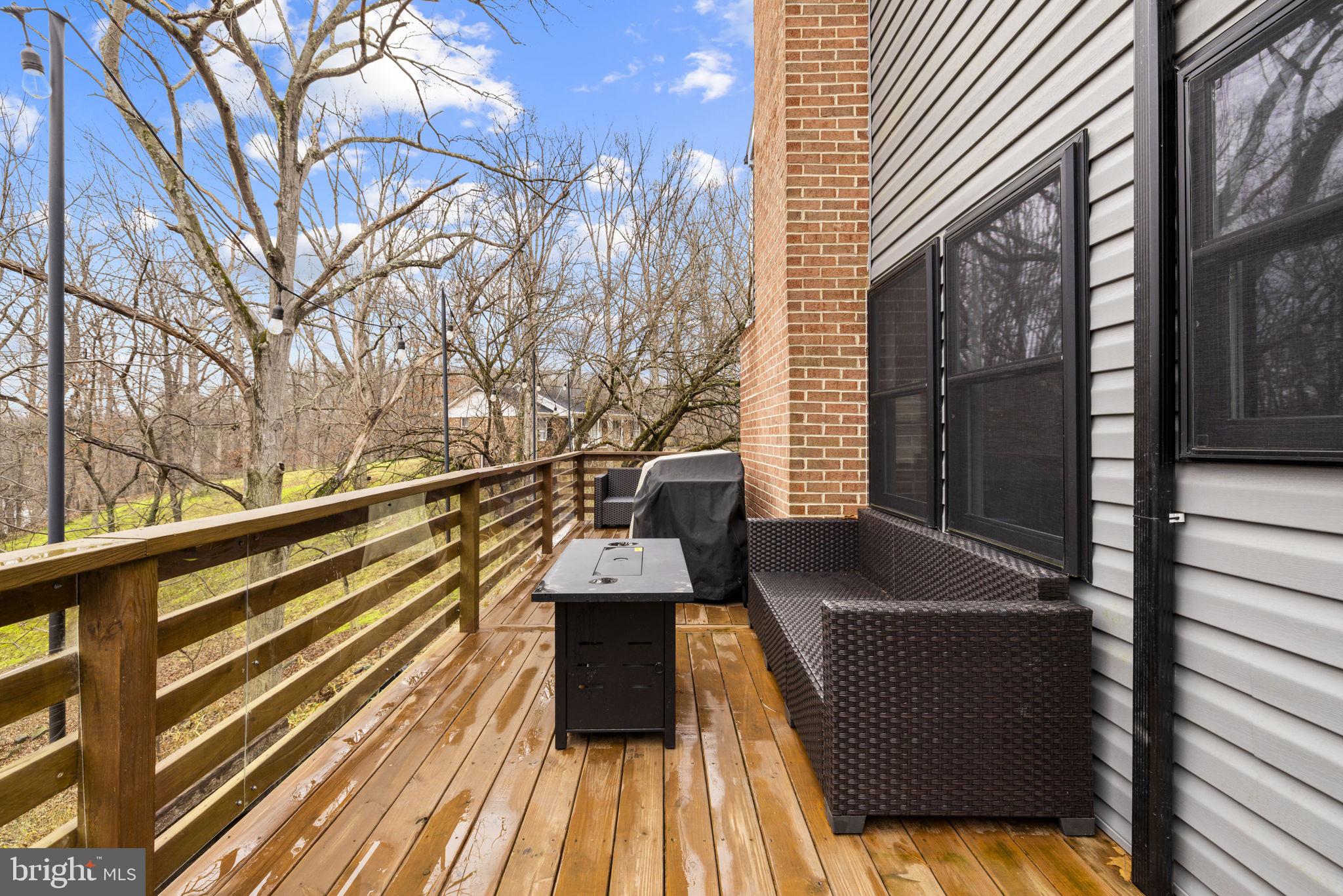 LONE OAK - Residential