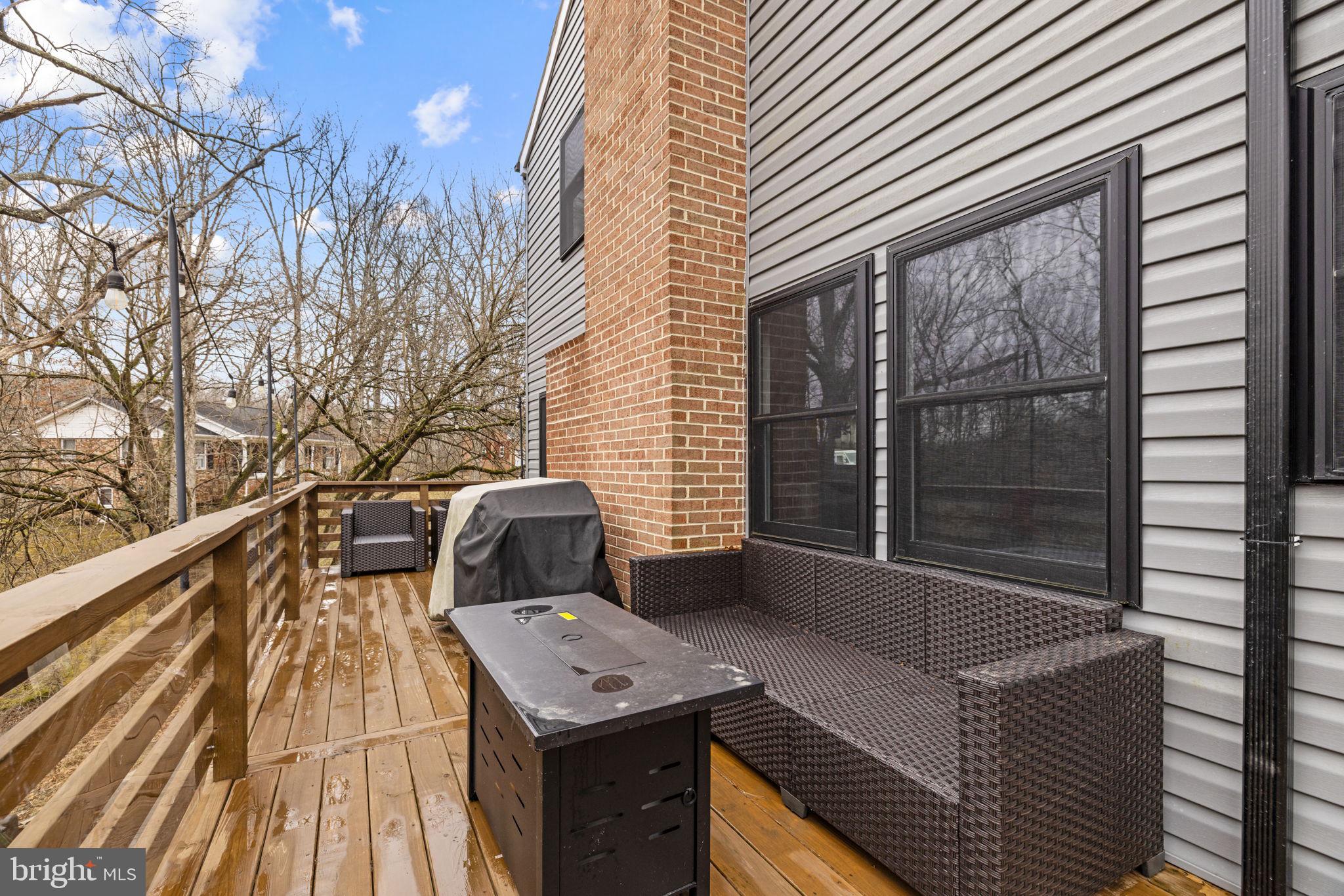 LONE OAK - Residential