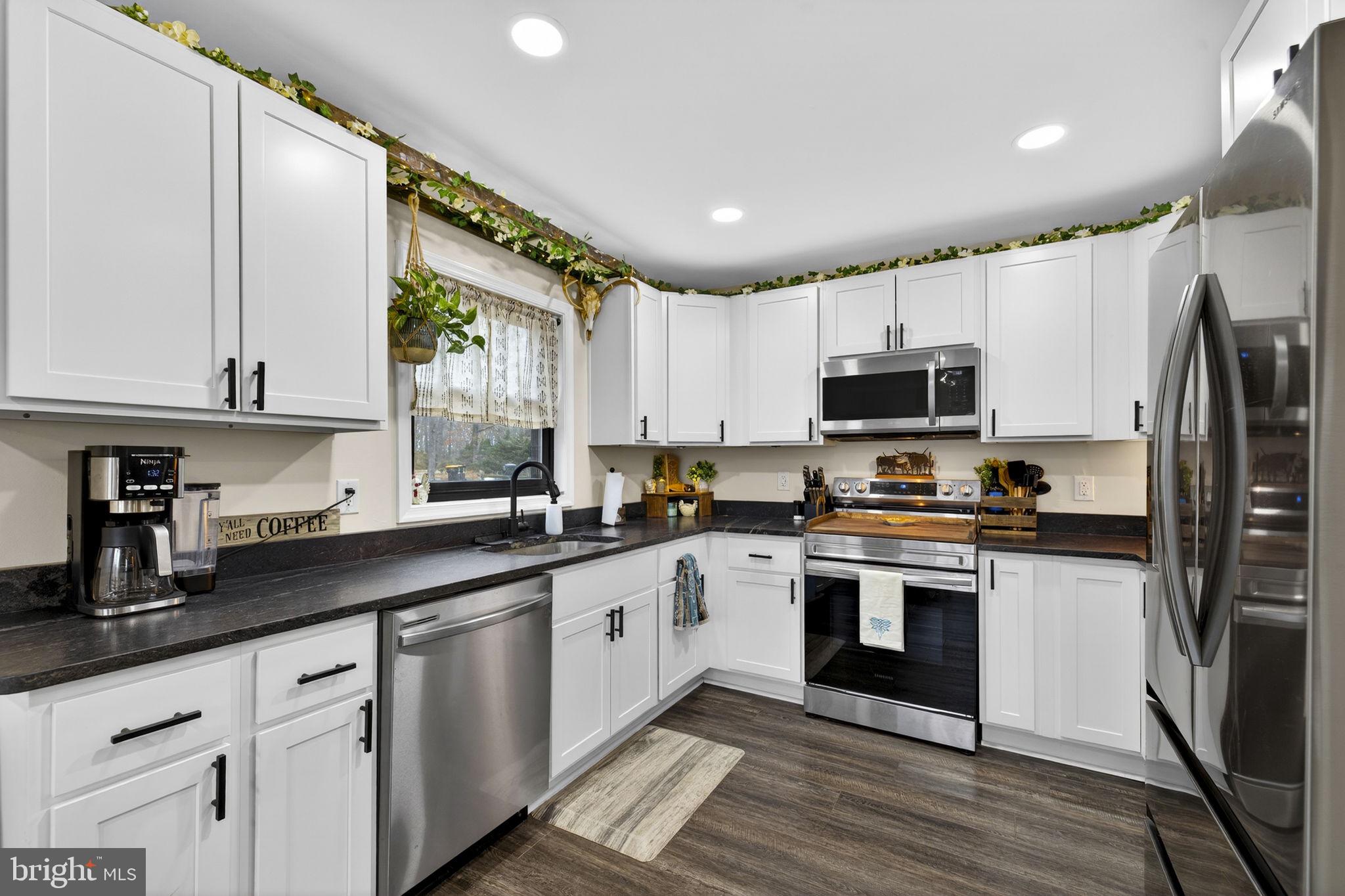 LONE OAK - Residential