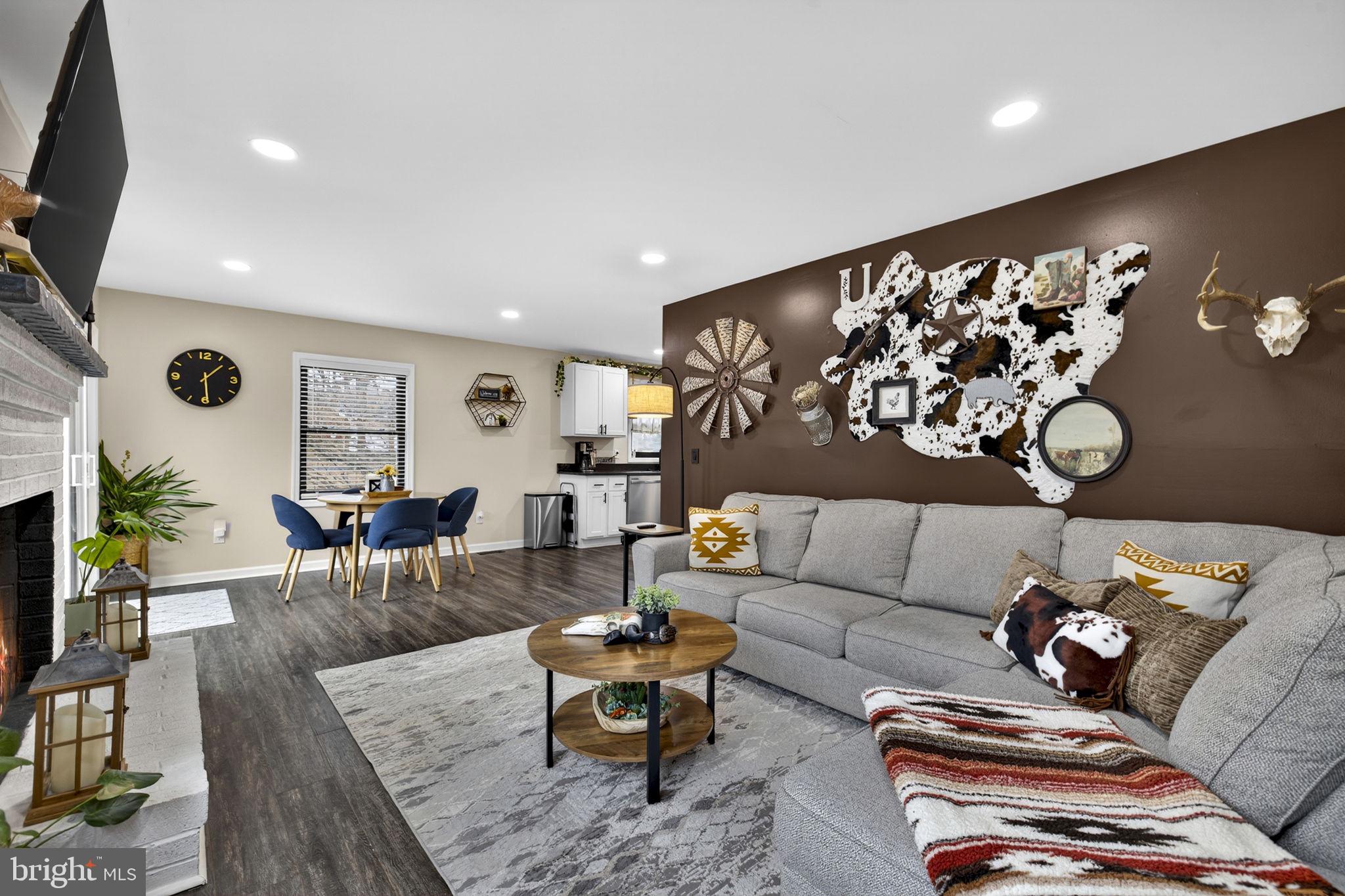 LONE OAK - Residential