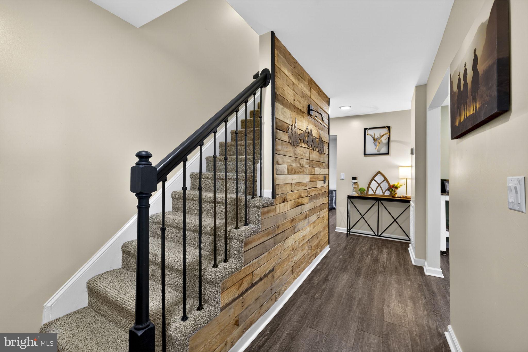 LONE OAK - Residential