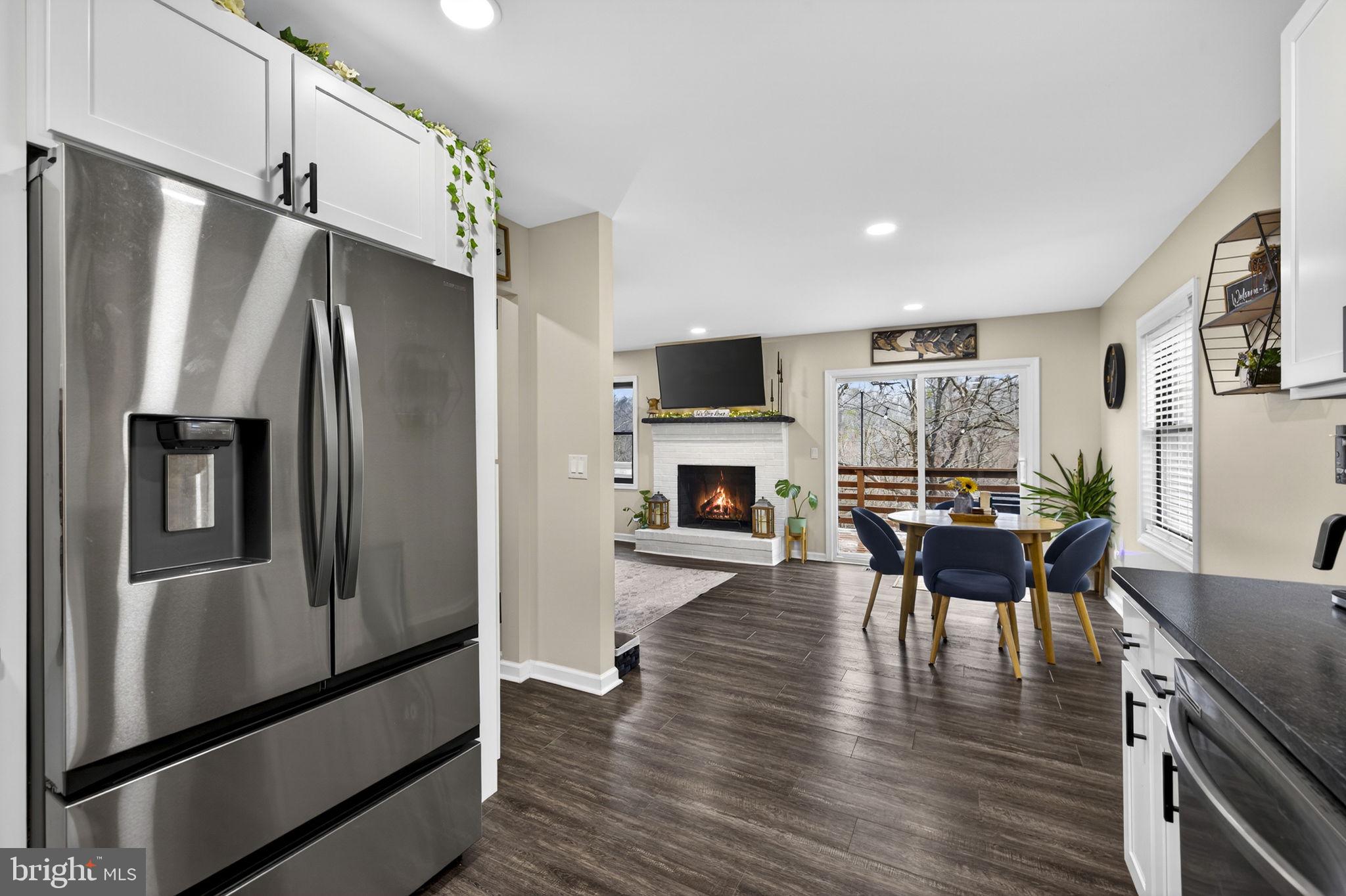 LONE OAK - Residential