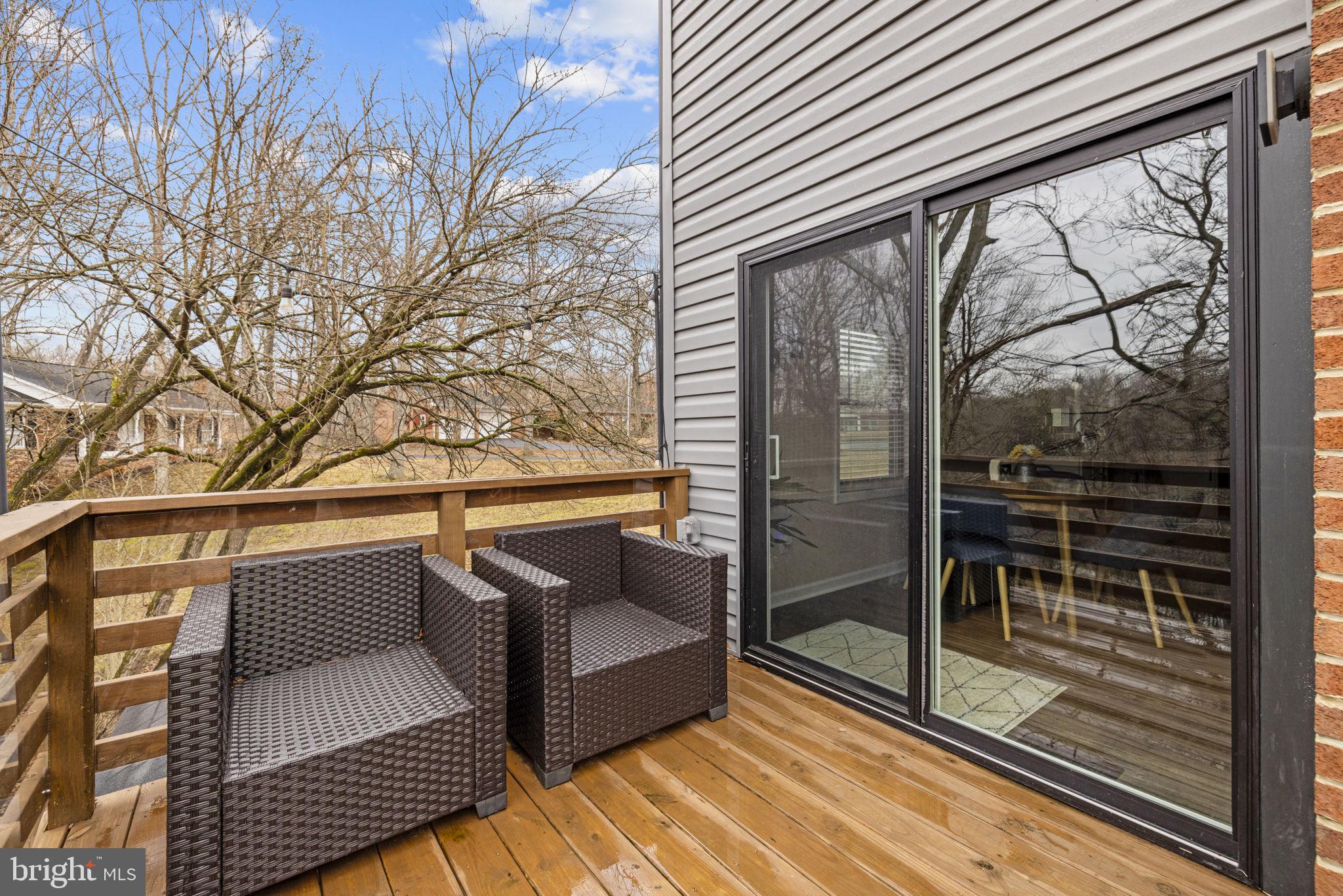 LONE OAK - Residential