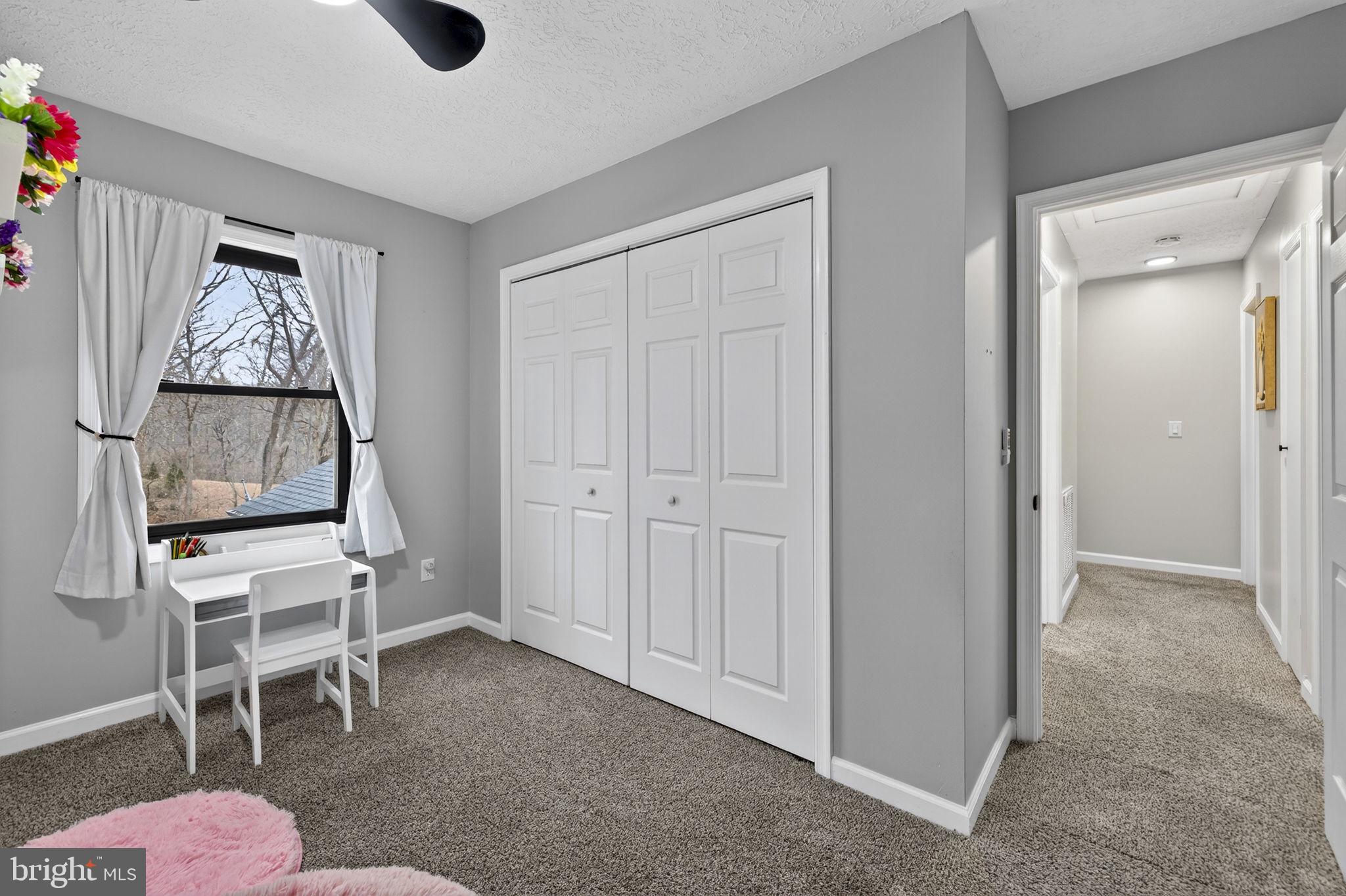 LONE OAK - Residential